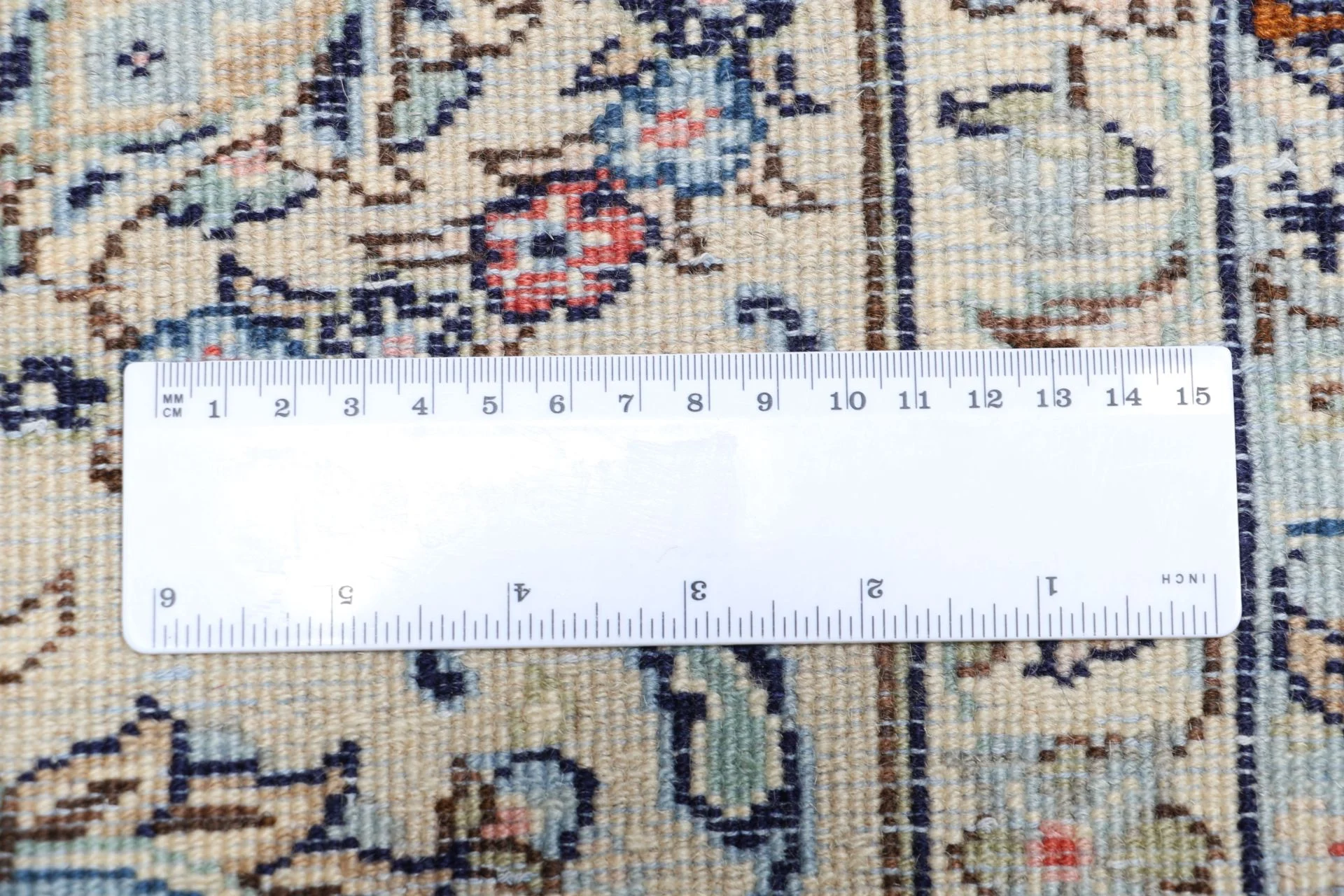 Hand-Knotted Kashan Persian Rug, 197 × 295 cm, Wool - Image 11