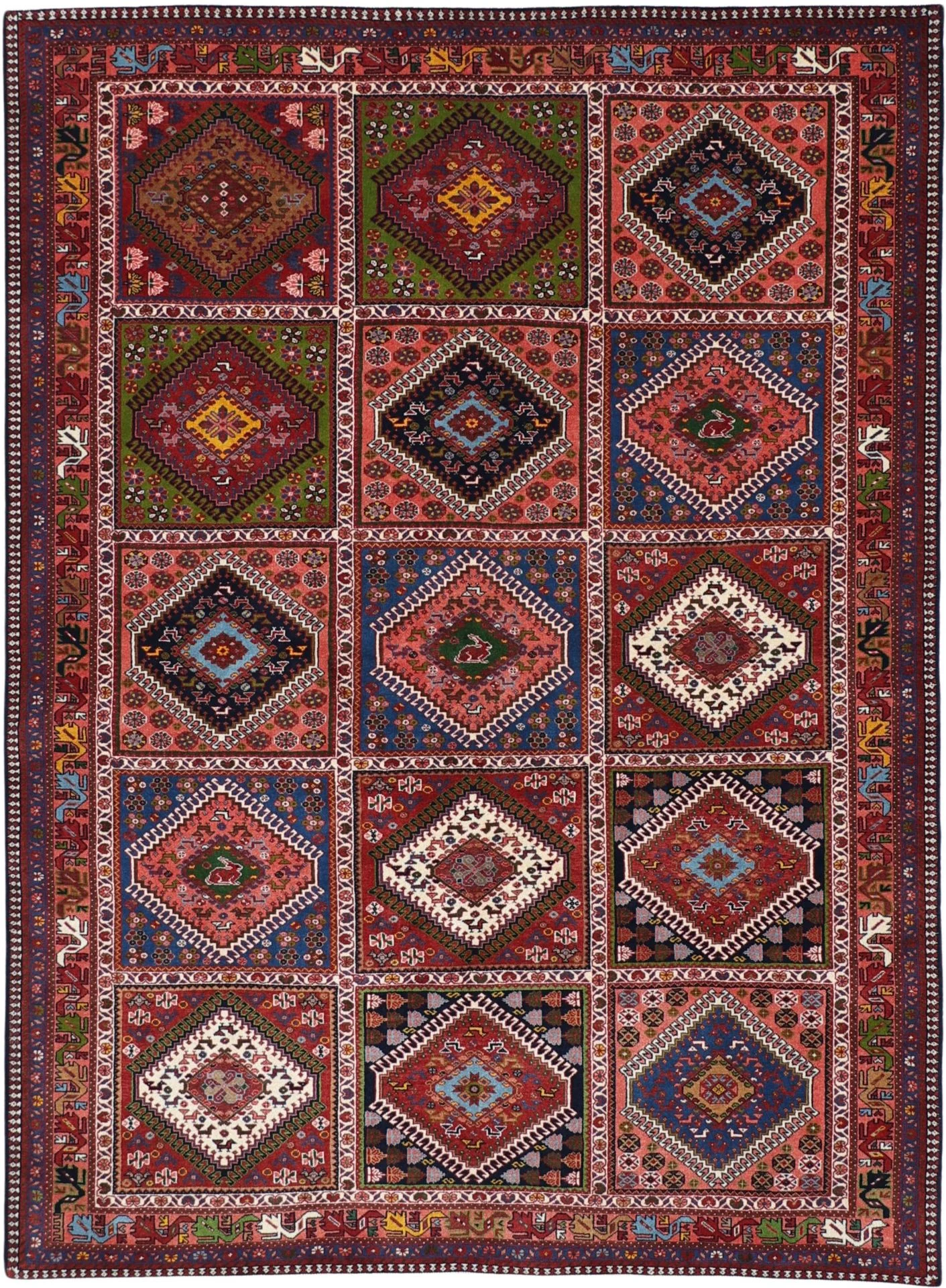 Persian Rug 173 × 235 cm in Wool, hand-knotted