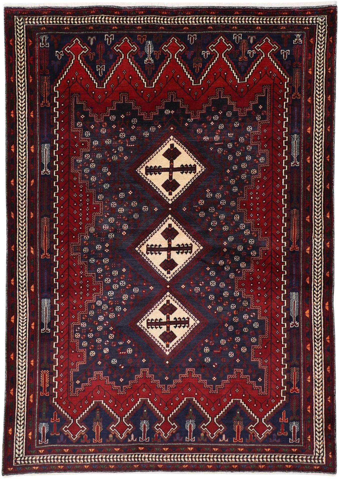 Persian Rug 169 × 238 cm in Wool, hand-knotted