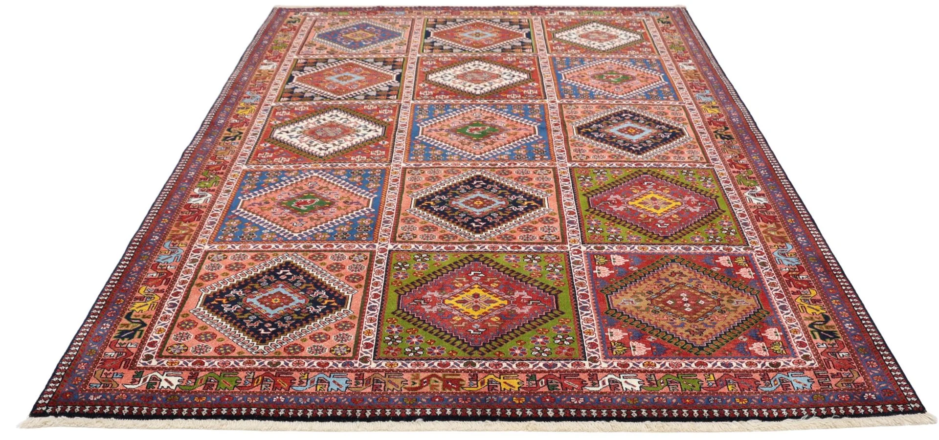 Alternative view of Persian Rug 173 × 235 cm in Wool, hand-knotted