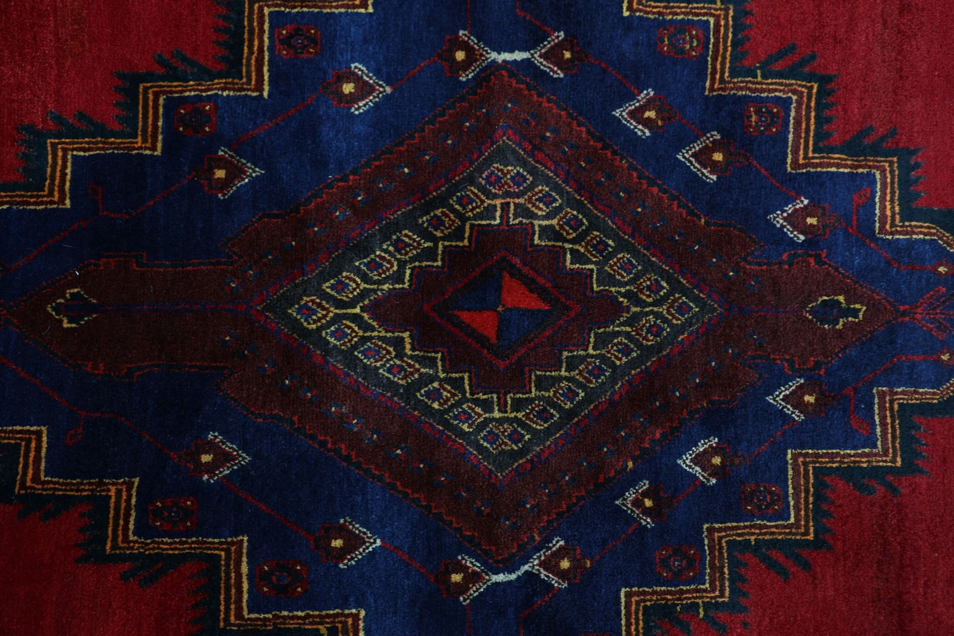 Hand-Knotted Persian Rug, 180 × 235 cm, Wool - Image 9