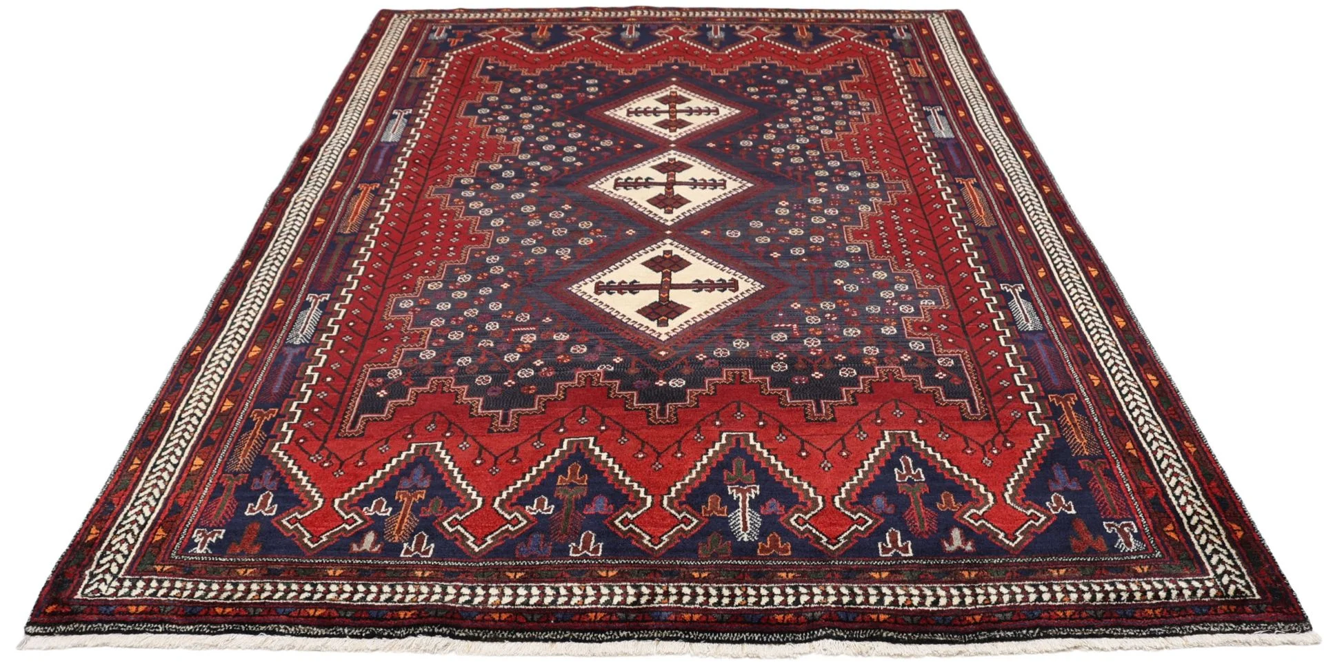Alternative view of Persian Rug 169 × 238 cm in Wool, hand-knotted
