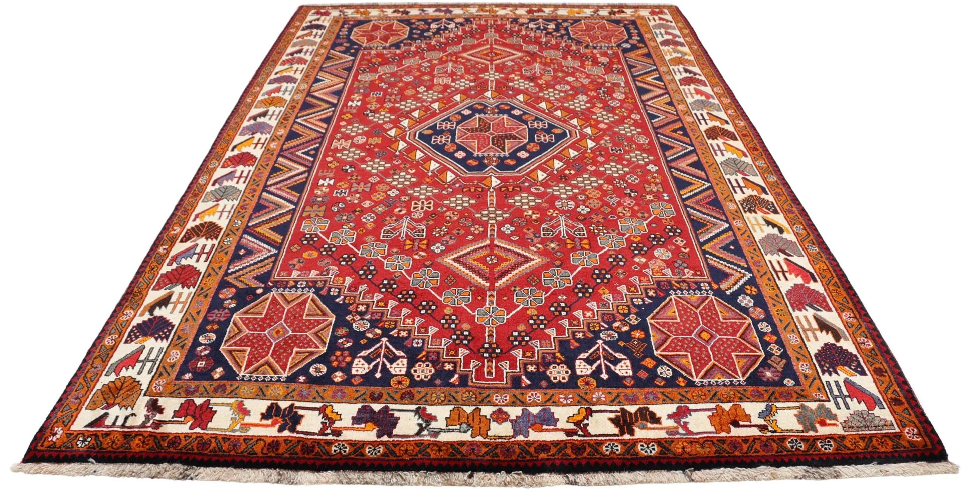 Alternative view of Shiraz Persian Rug 175 × 275 cm in Wool, hand-knotted