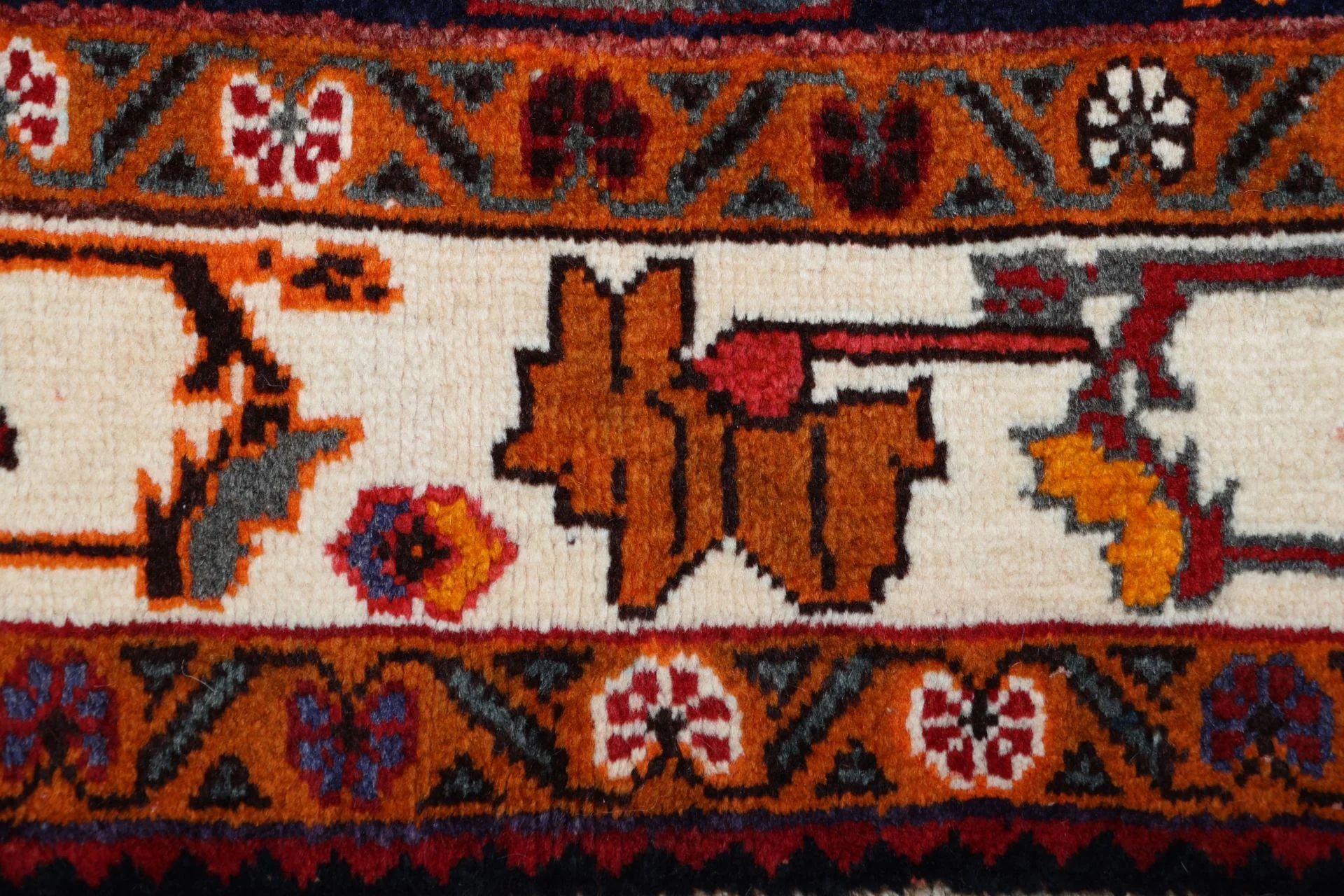 Shiraz Persian Rug 175 × 275 cm in Wool, hand-knotted - Image 8