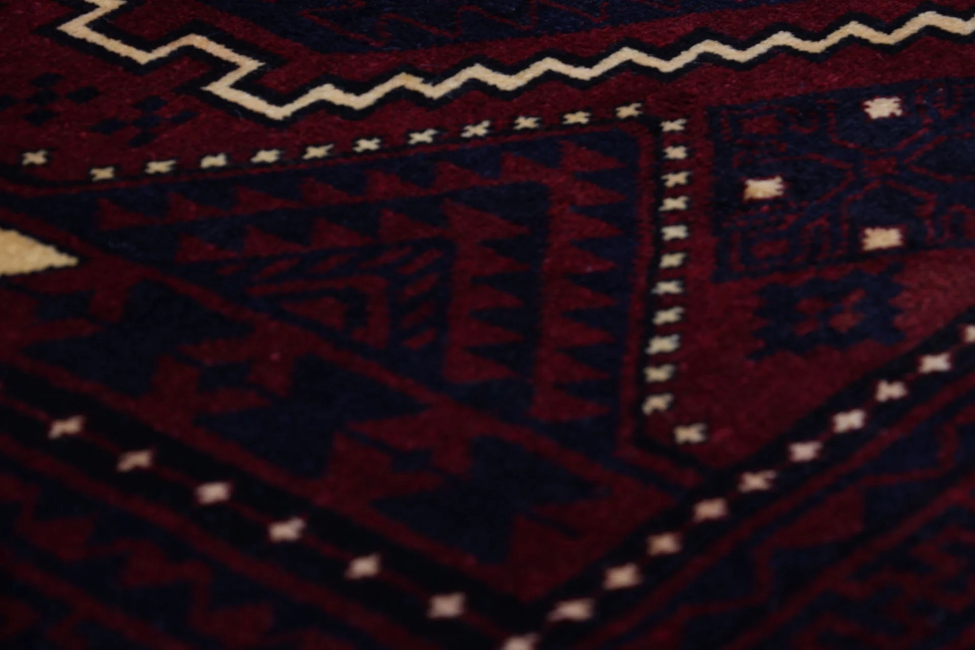 Wool Shiraz Persian Rug 170 × 257 cm, hand-knotted - Image 5