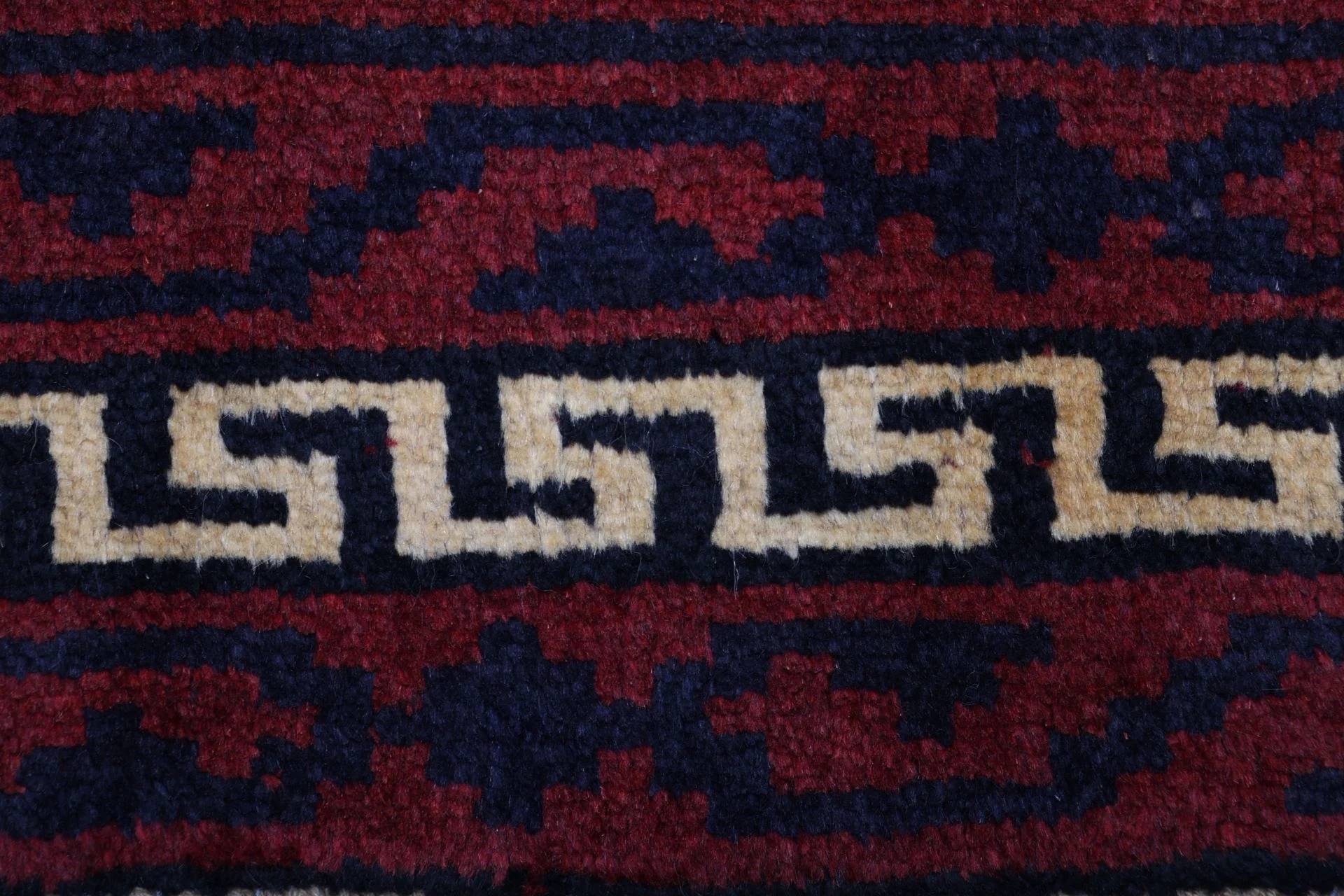 Wool Shiraz Persian Rug 177 × 265 cm, hand-knotted - Image 8
