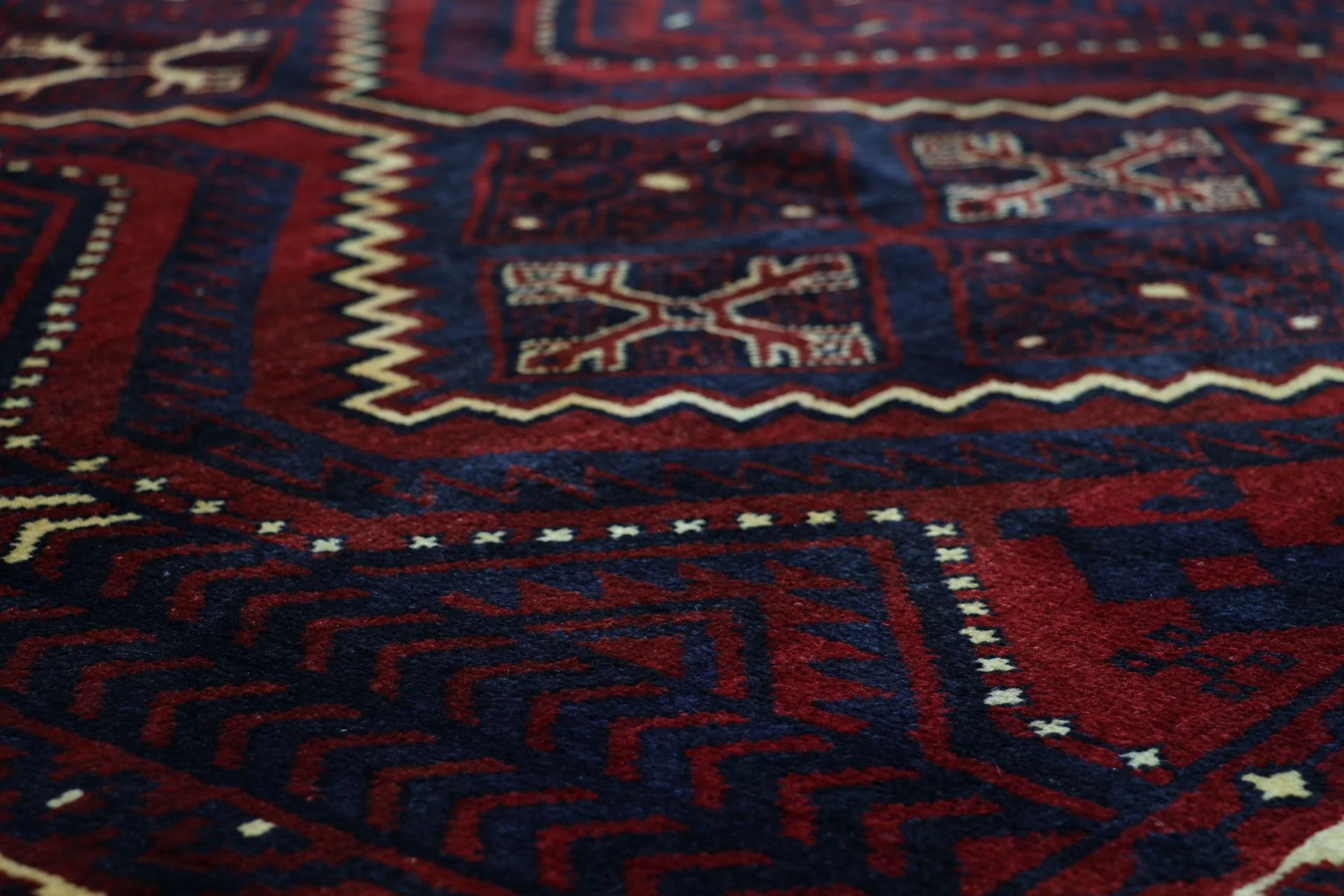 Wool Shiraz Persian Rug 180 × 260 cm, hand-knotted - Image 5