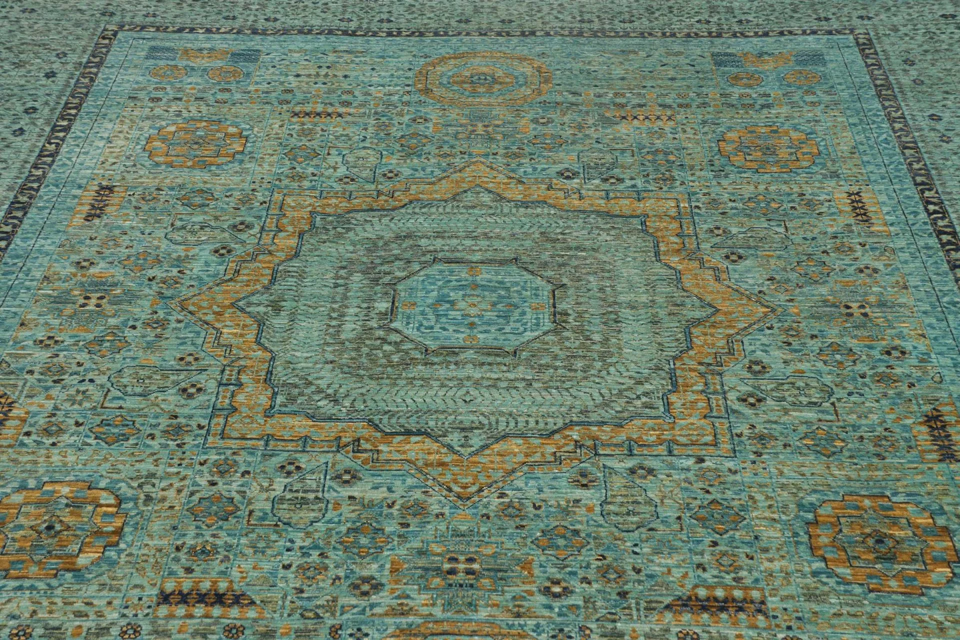 Mamluk Pakistani Rug 253 × 305 cm in Wool, hand-knotted - Image 7