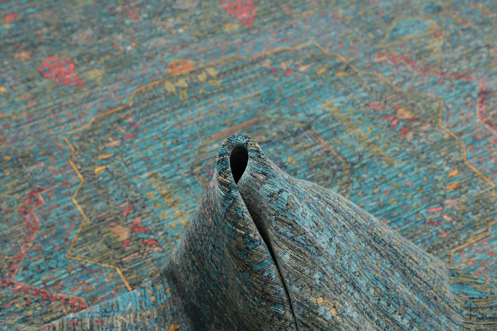 Wool Mamluk Pakistani Rug 248 × 306 cm, hand-knotted - Image 9