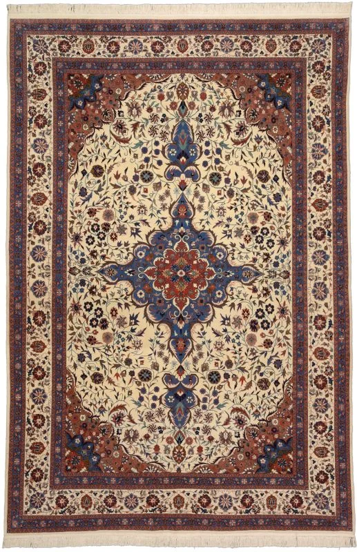 Isfahan Chinese Rug 186 × 278 cm in Wool, hand-knotted