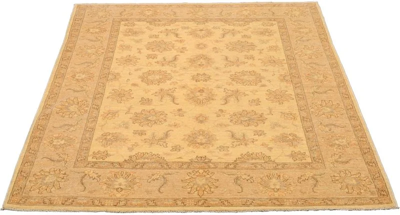 Alternative view of Ziegler Pakistani Rug 150 × 193 cm in Wool, hand-knotted