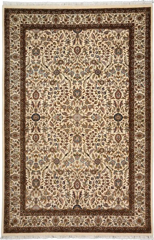 Wool Isfahan Indian Rug 203 × 304 cm, hand-knotted