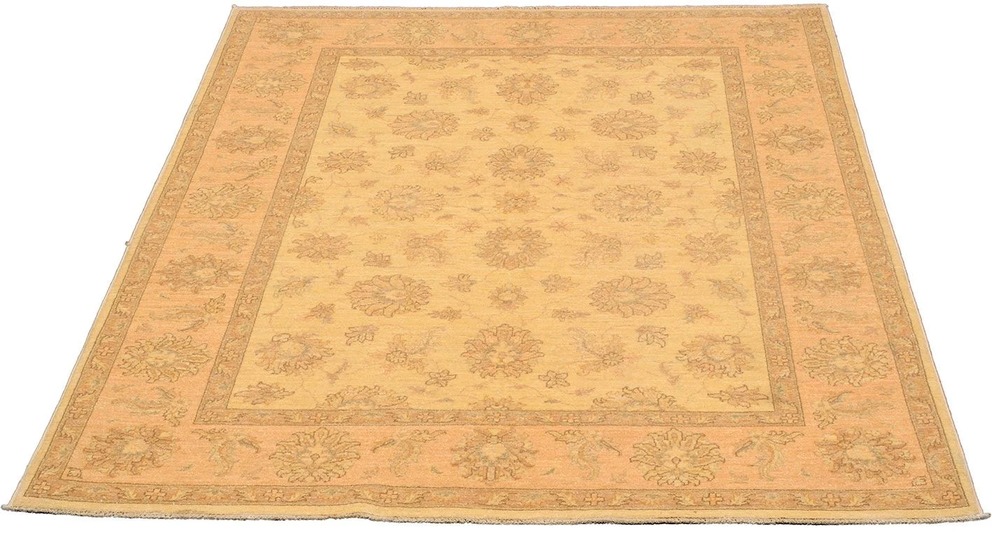 Alternative view of Ziegler Pakistani Rug 145 × 193 cm in Wool, hand-knotted