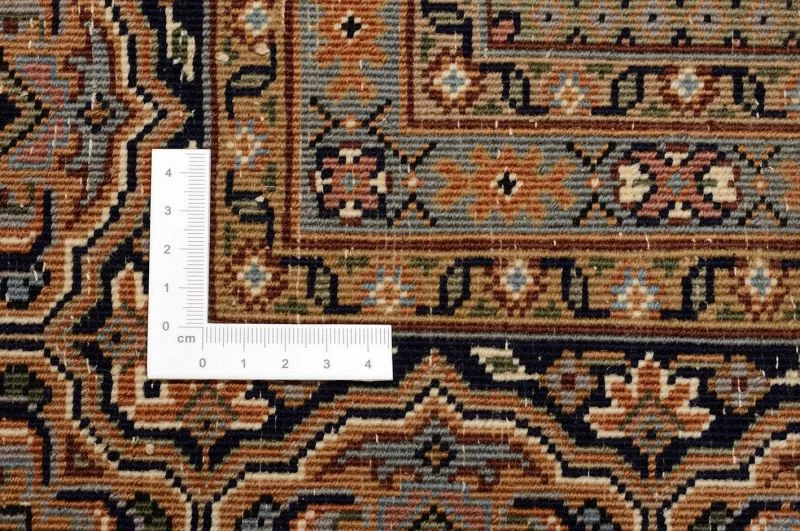 Bijar Indian Rug 198 × 288 cm in Wool, hand-knotted - Image 3