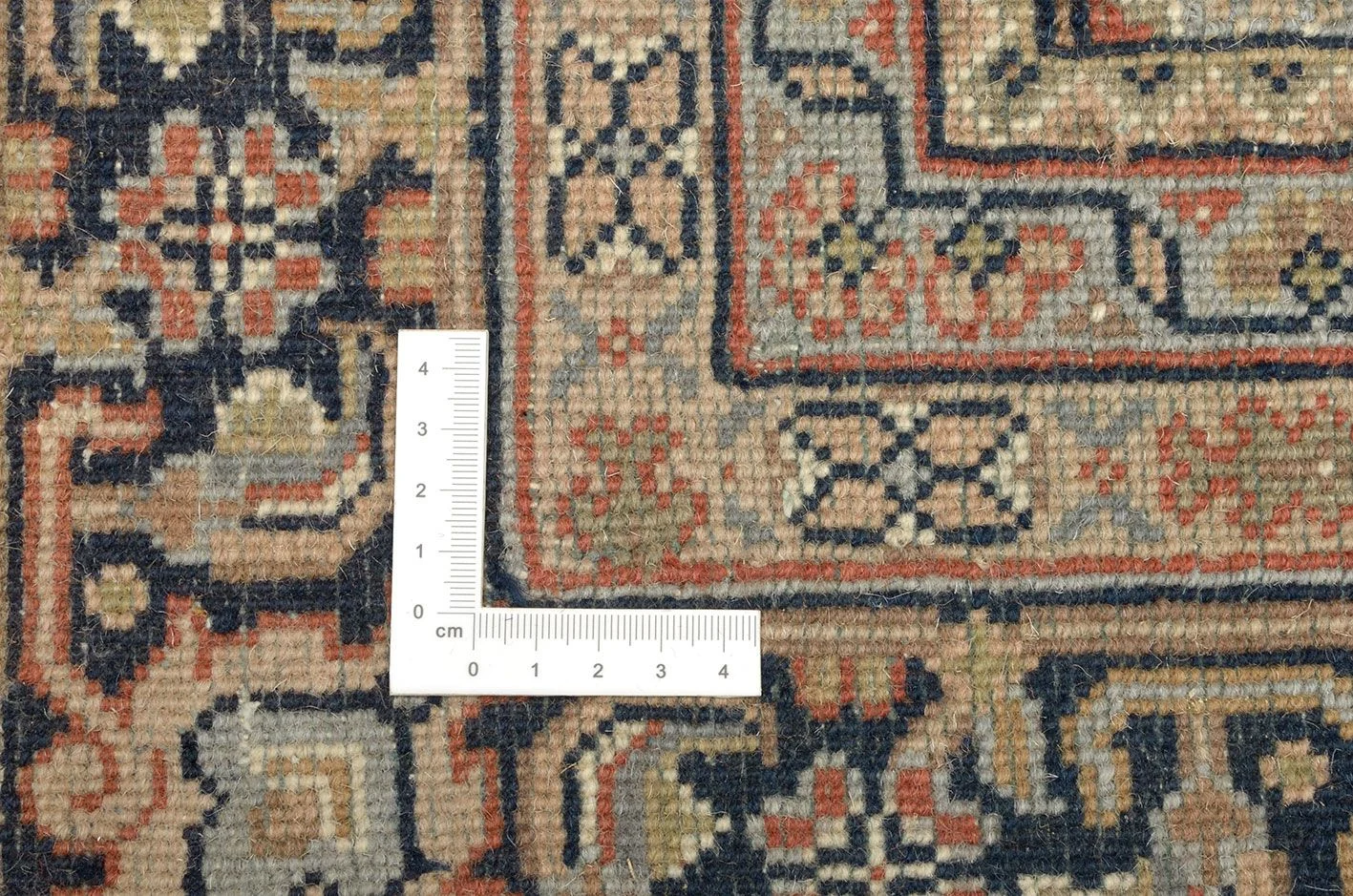 Hand-Knotted Bijar Indian Rug, 200 × 300 cm, Wool - Image 3