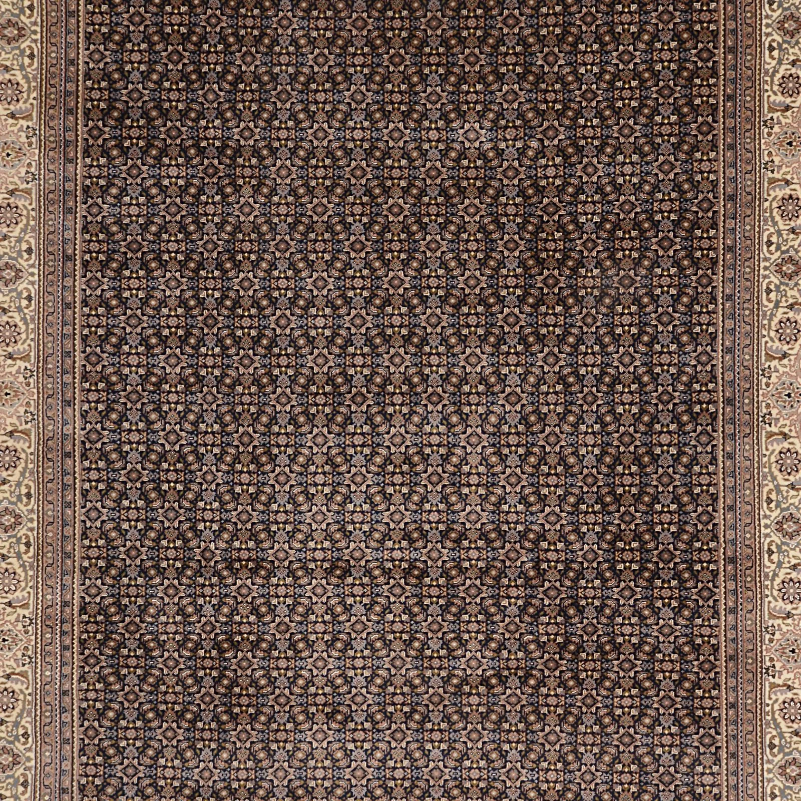 Tabriz Indian Rug 250 × 298 cm in Wool, hand-knotted - Image 6