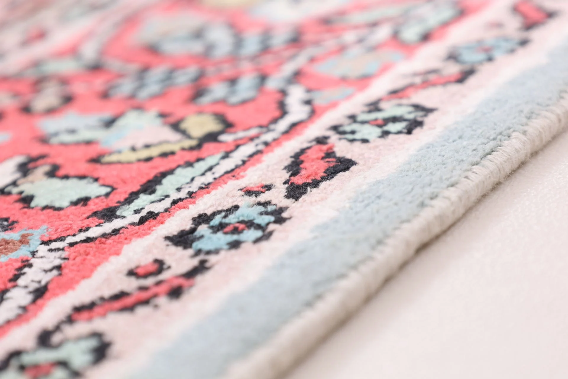 Indian Rug 182 × 122 cm in Wool, hand-knotted - Image 6