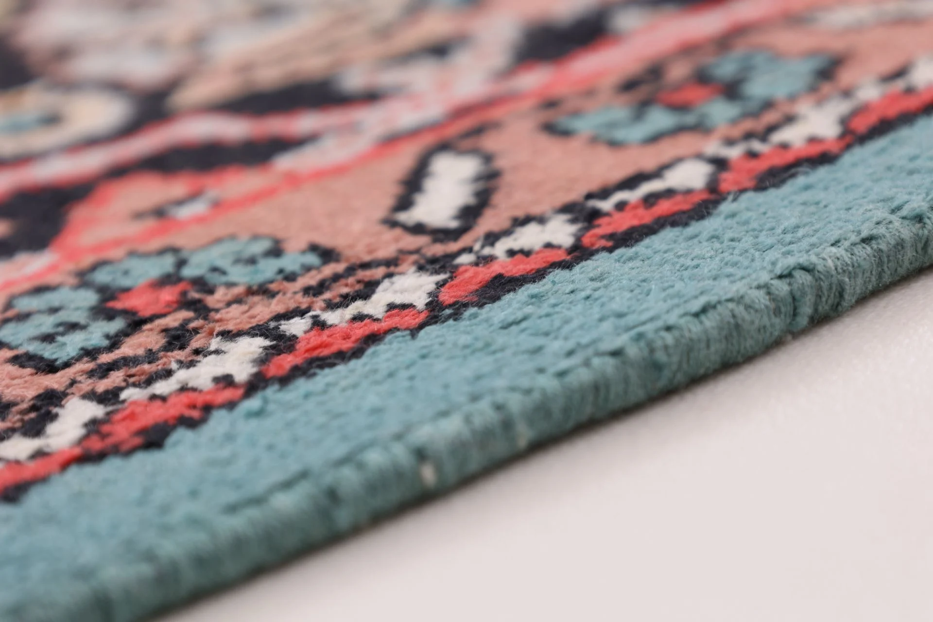 Indian Rug 275 × 189 cm in Wool, hand-knotted - Image 6