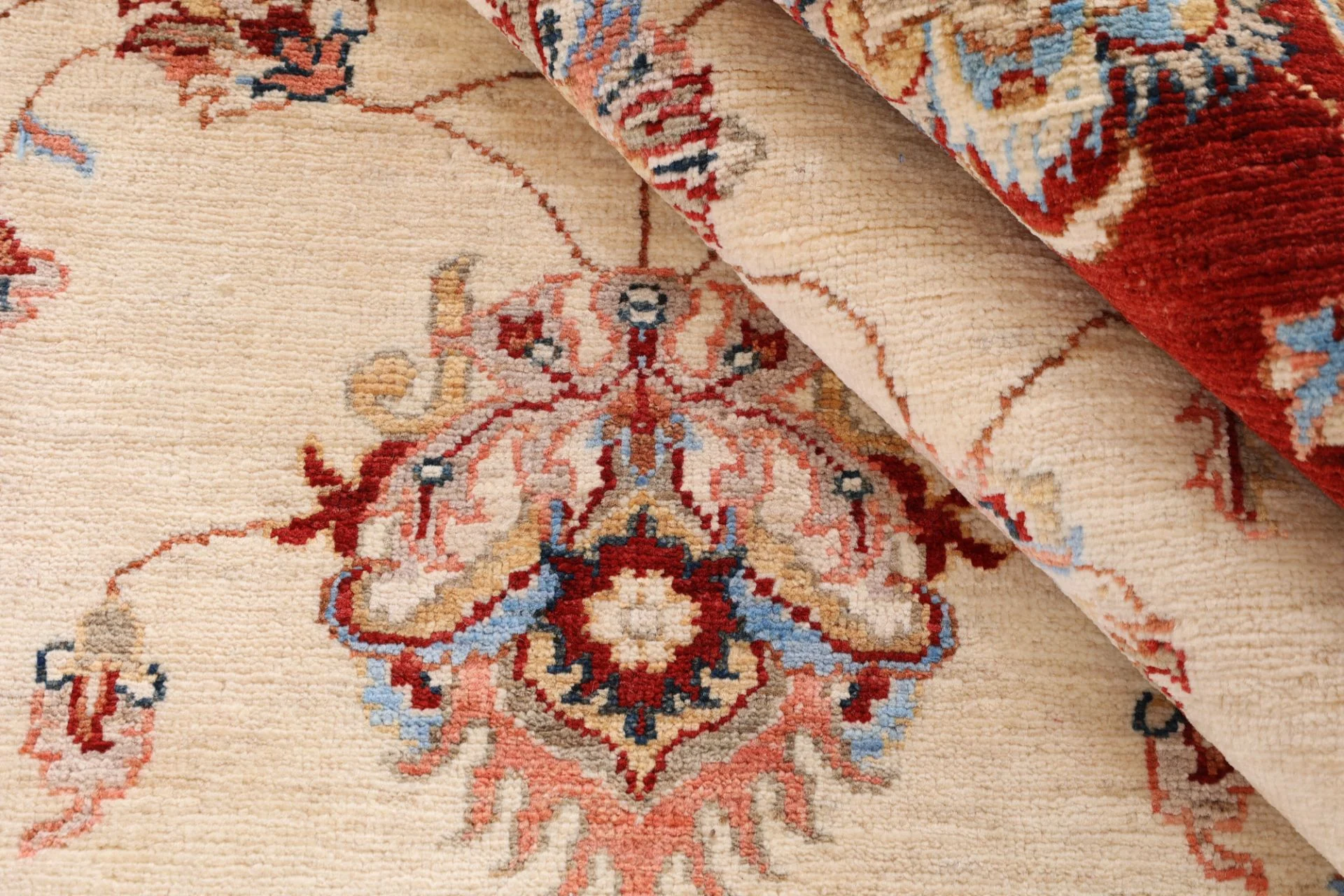 Ziegler Pakistani Rug 241 × 304 cm in Wool, hand-knotted - Image 8