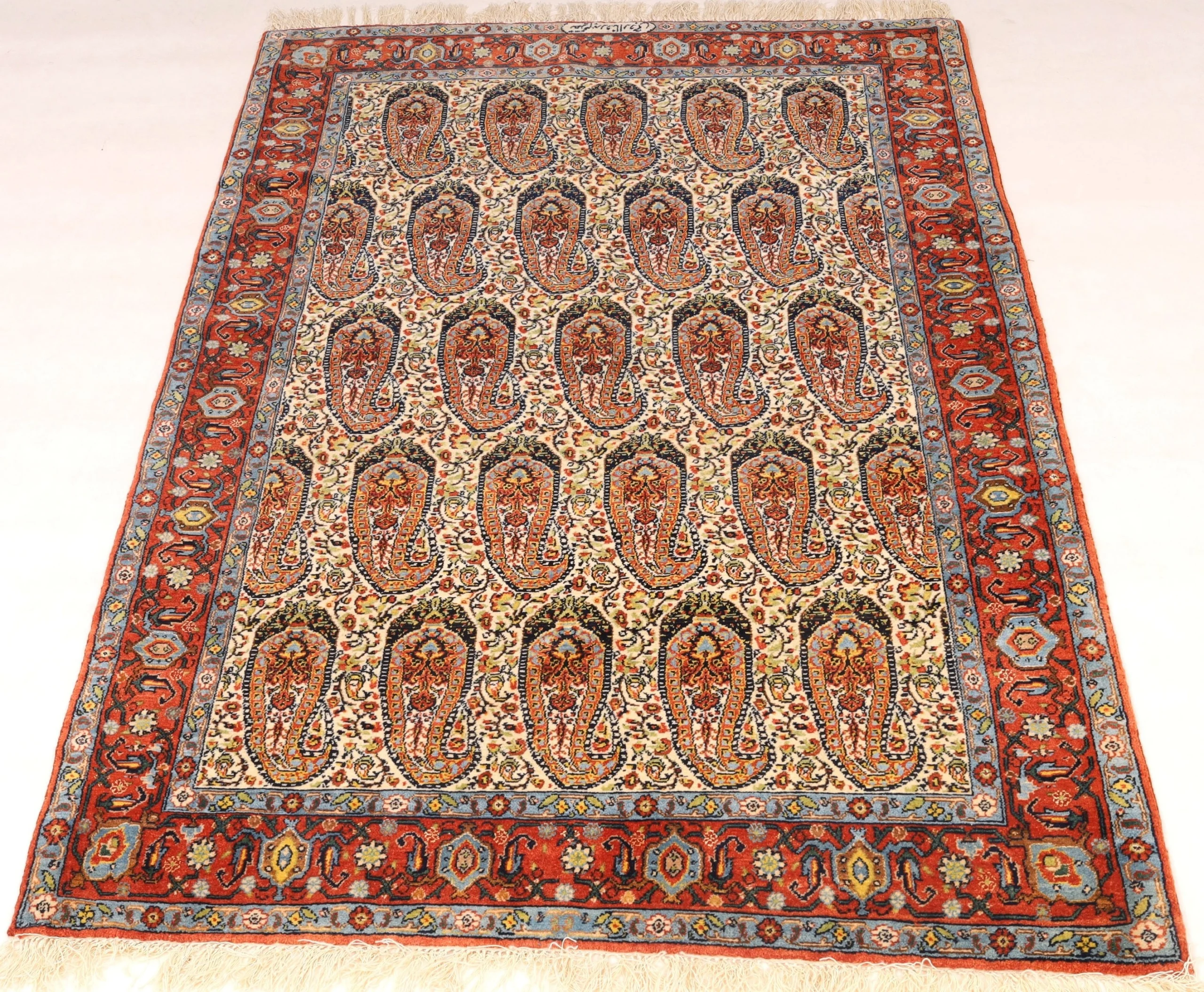 Senneh Persian Rug 176 × 117 cm in Wool & Silk, hand-knotted - Image 3