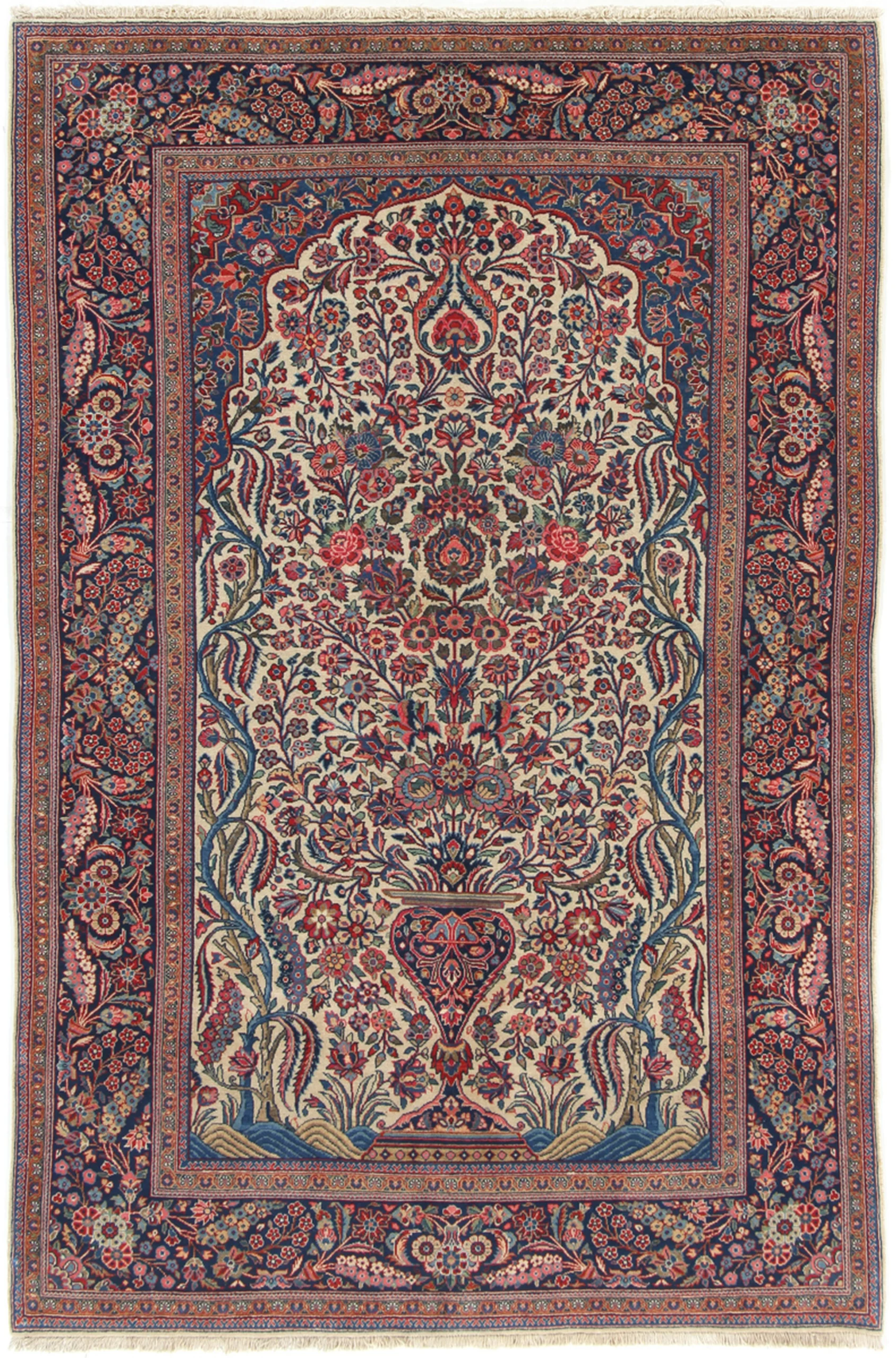 Wool Kashan Persian Rug 135 × 208 cm, hand-knotted