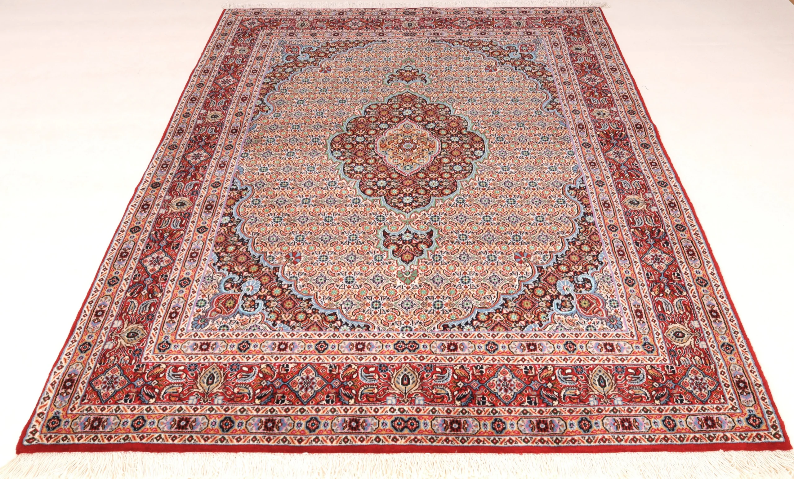 Hand-Knotted Moud Persian Rug, 192 × 152 cm, Wool & Silk - Image 11