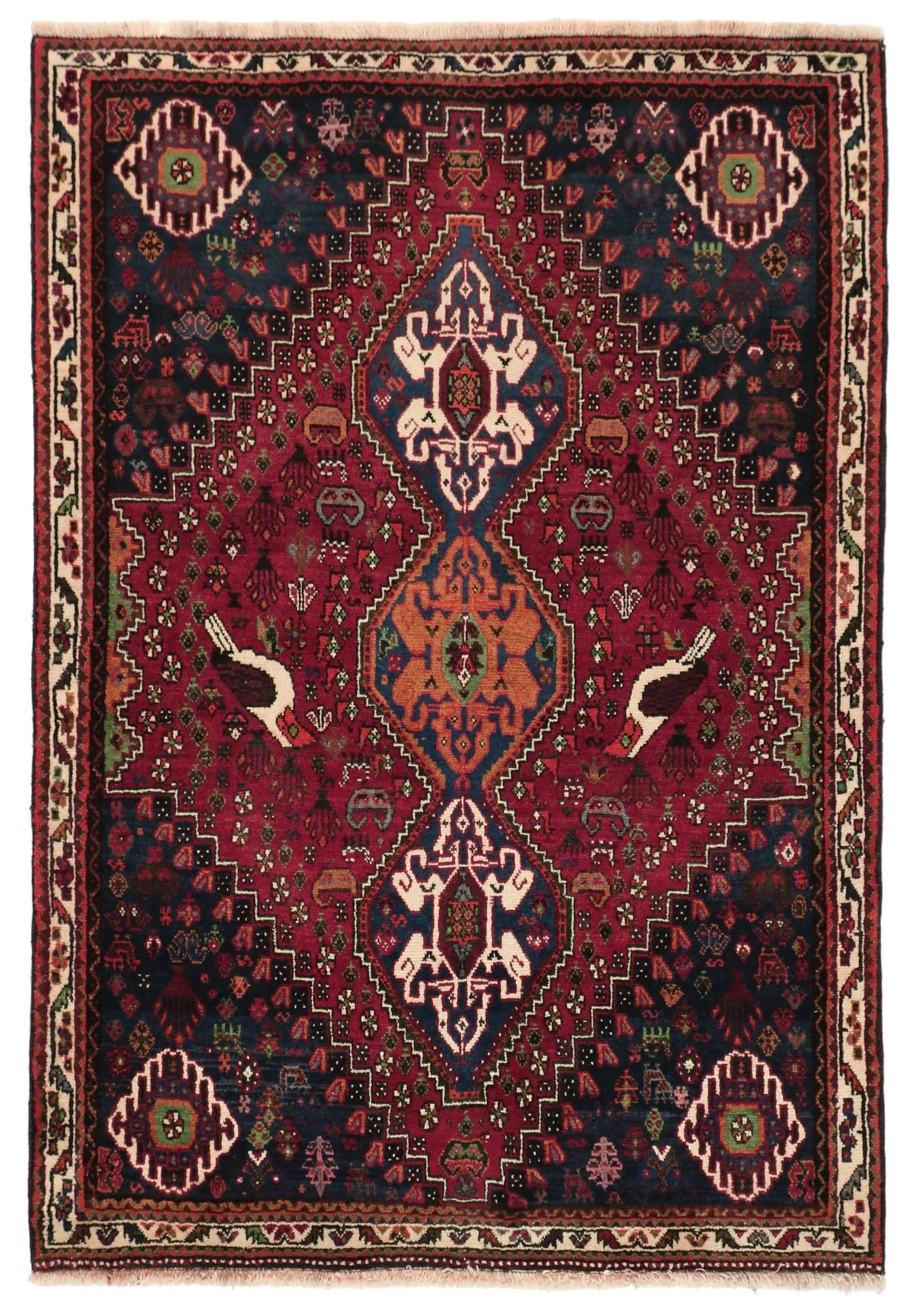 Wool Qashqai Persian Rug 122 × 176 cm, hand-knotted