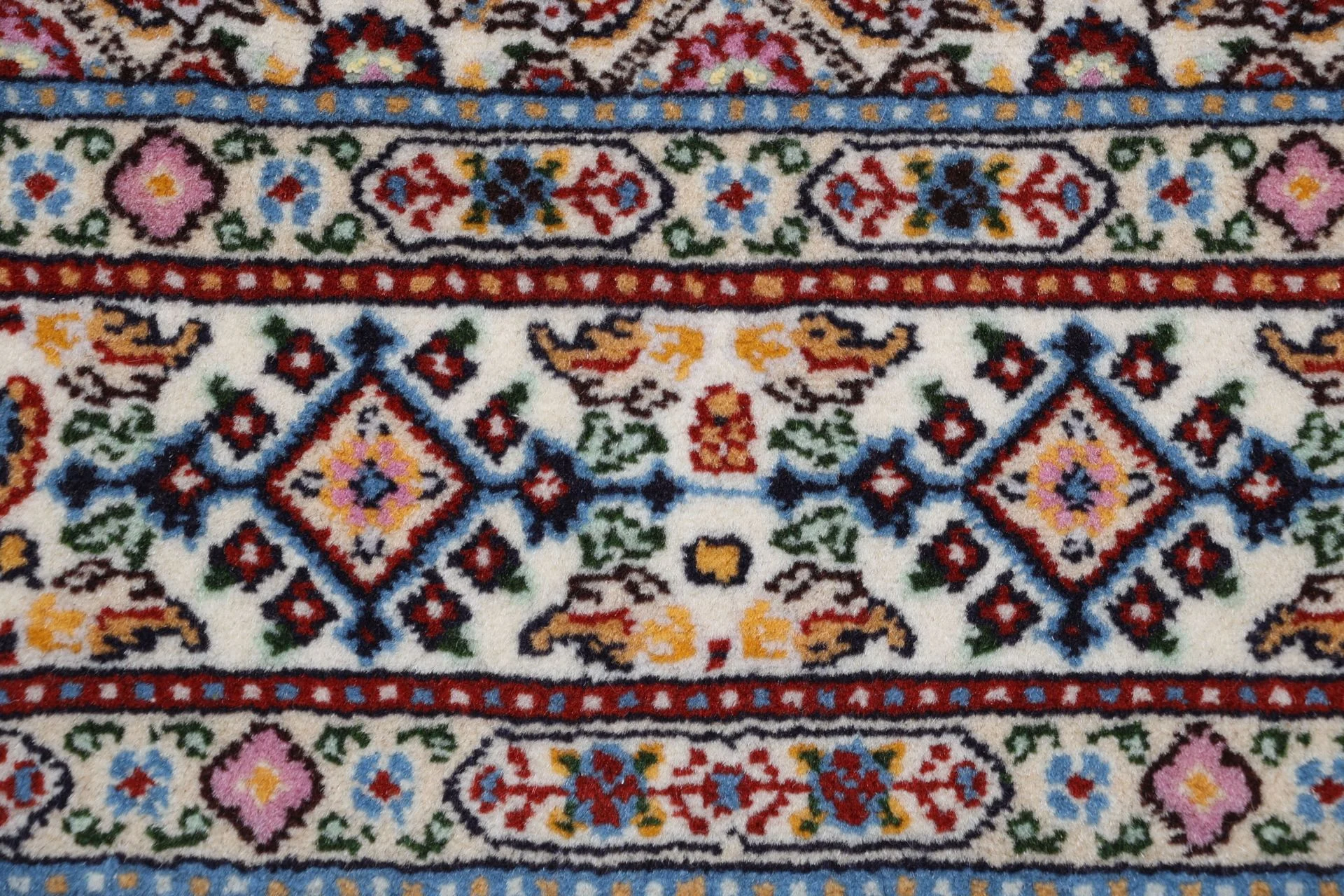 Hand-Knotted Moud Persian Rug, 82 × 402 cm, Wool - Image 8