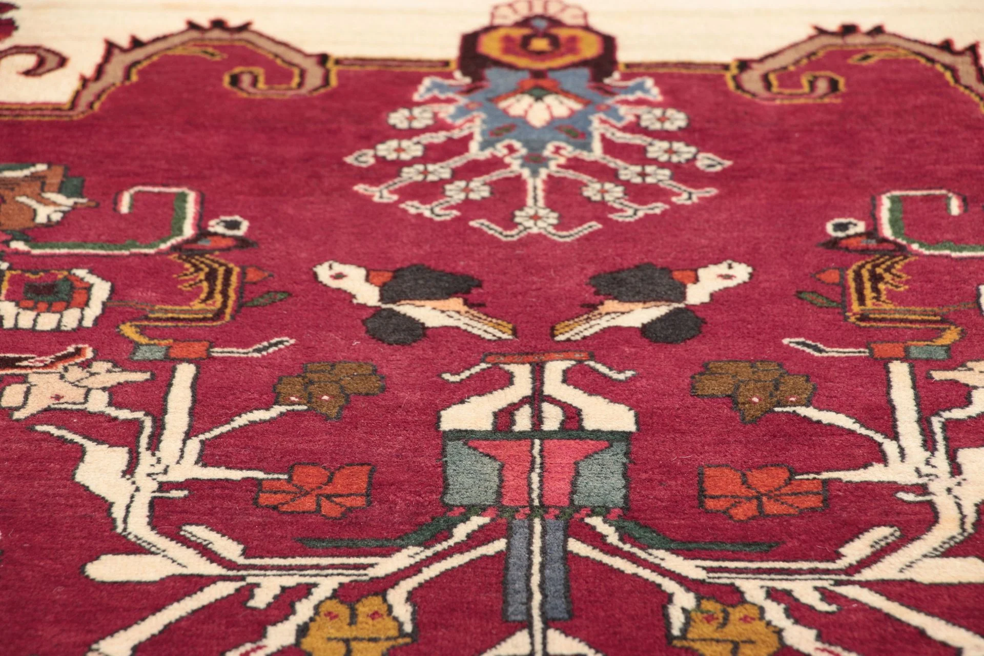 Wool Qashqai Persian Rug 130 × 196 cm, hand-knotted - Image 4