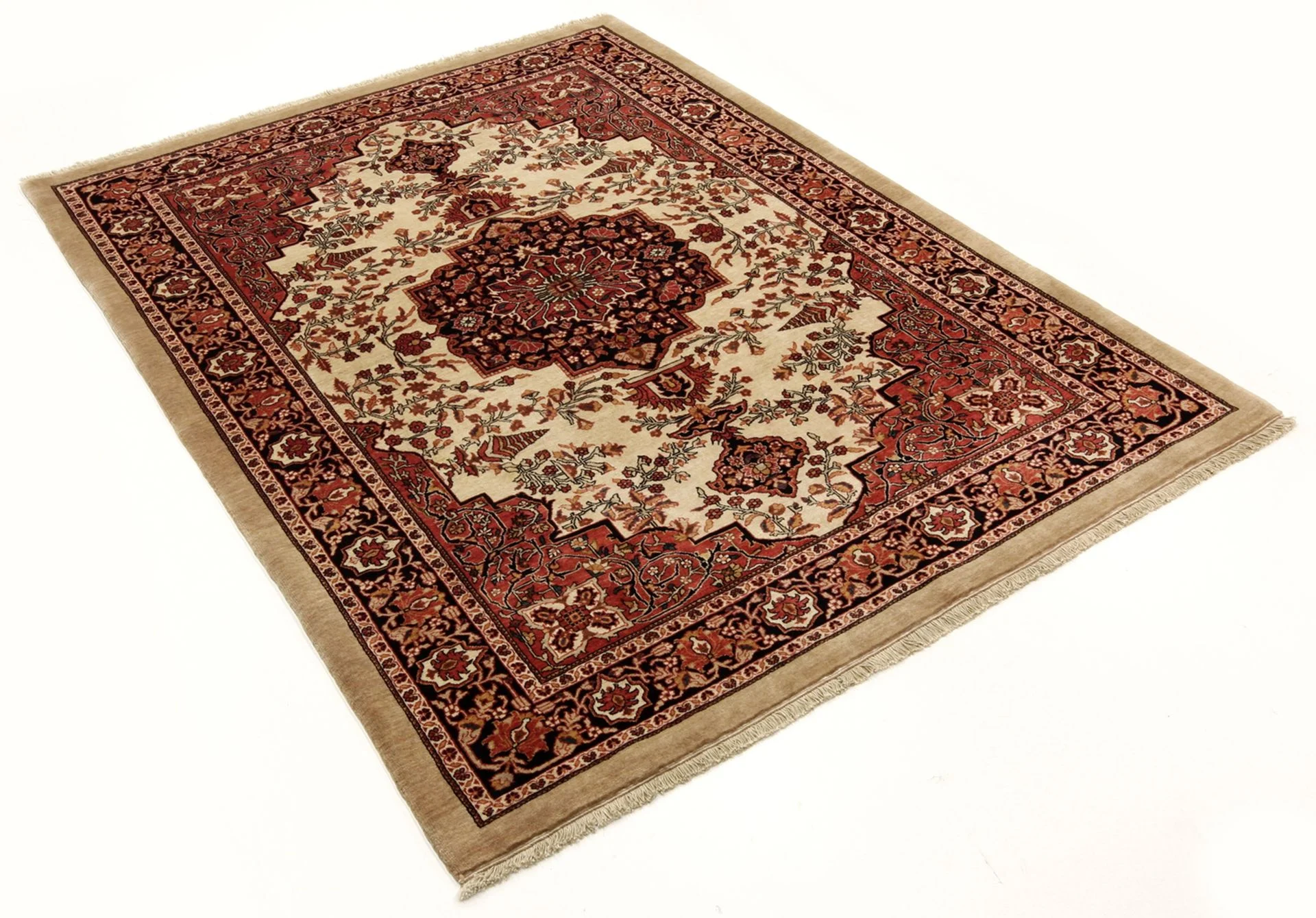 Alternative view of Wool Qashqai Persian Rug 161 × 223 cm, hand-knotted