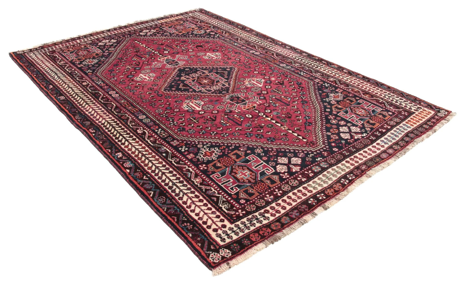 Alternative view of Qashqai Persian Rug 154 × 215 cm in Wool, hand-knotted
