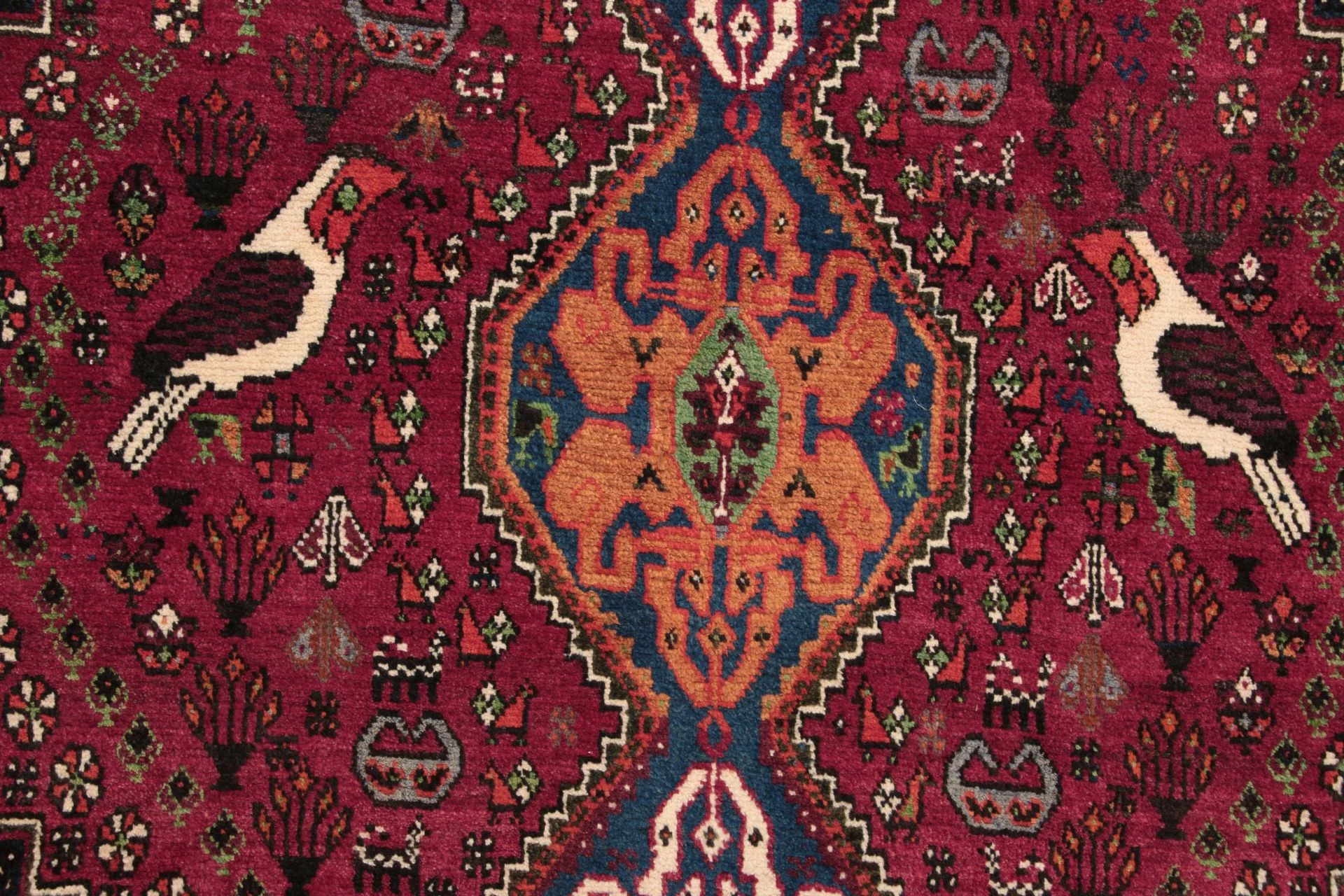 Wool Qashqai Persian Rug 122 × 176 cm, hand-knotted - Image 3