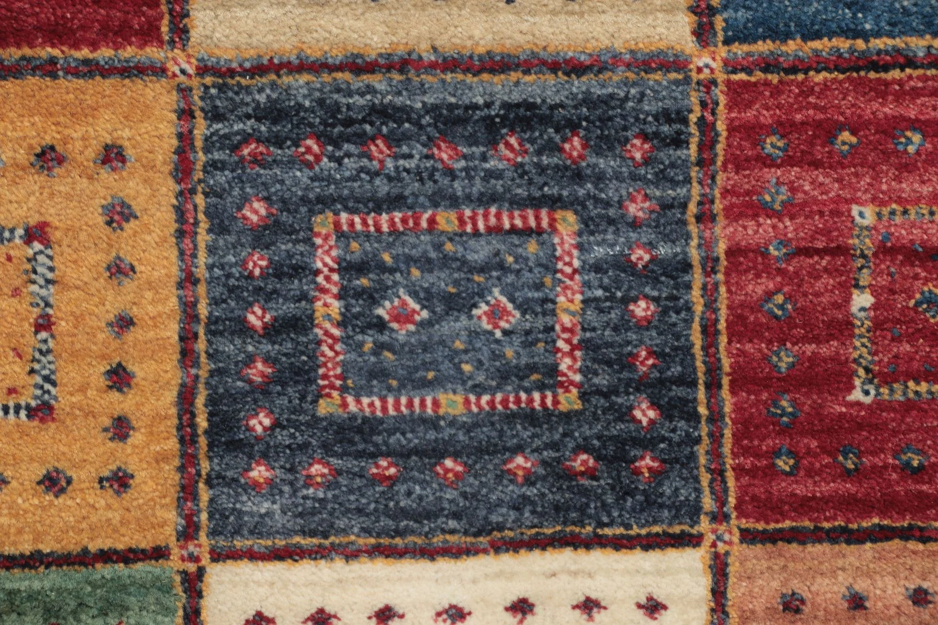 Hand-Knotted Loribaft Indian Rug, 145 × 198 cm, Wool - Image 3