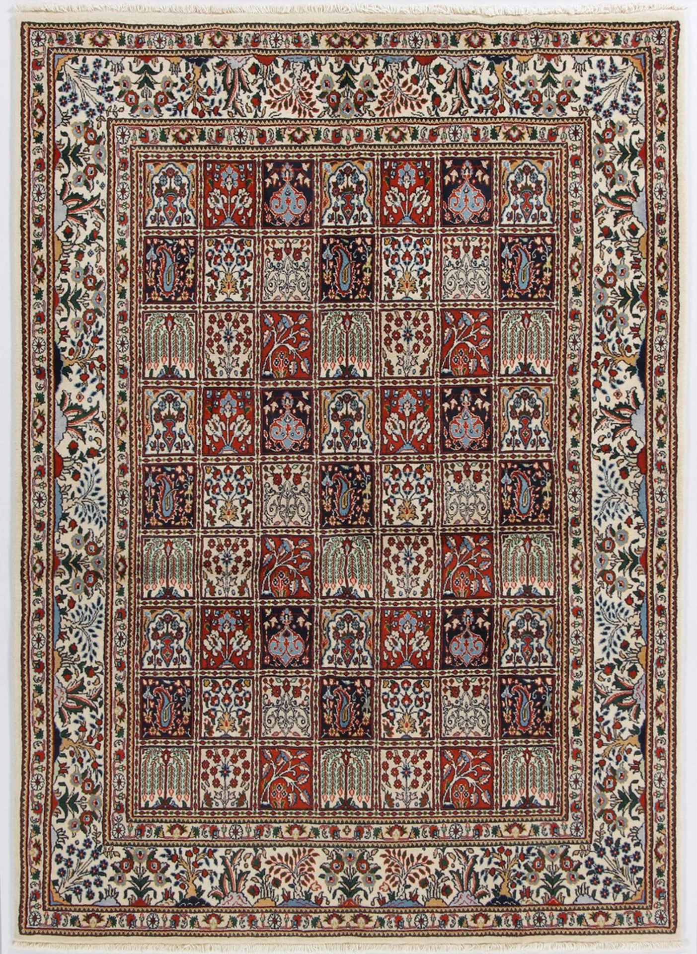 Wool Moud Persian Rug 145 × 202 cm, hand-knotted