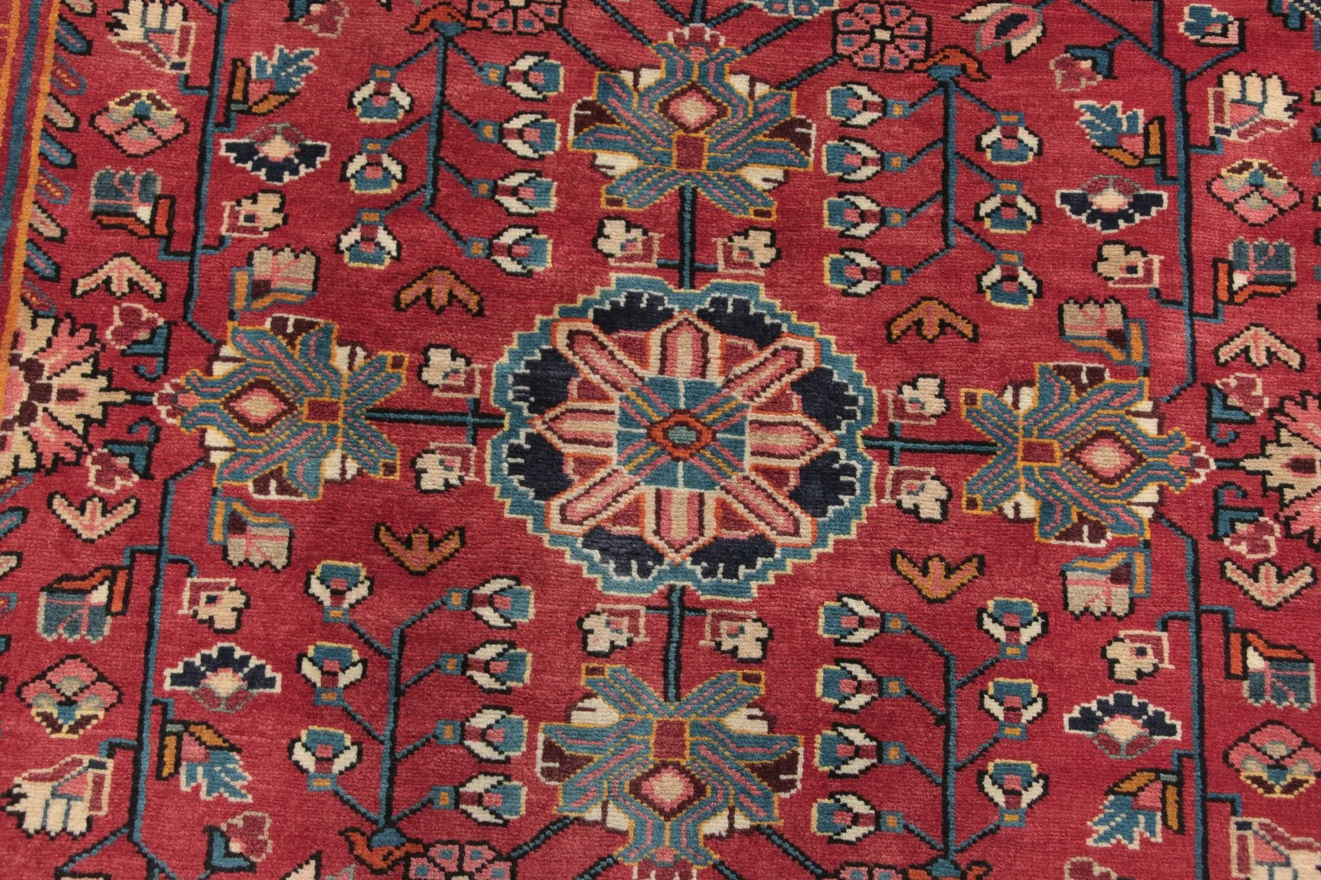 Alternative view of Persian Rug 156 × 228 cm in Wool, hand-knotted