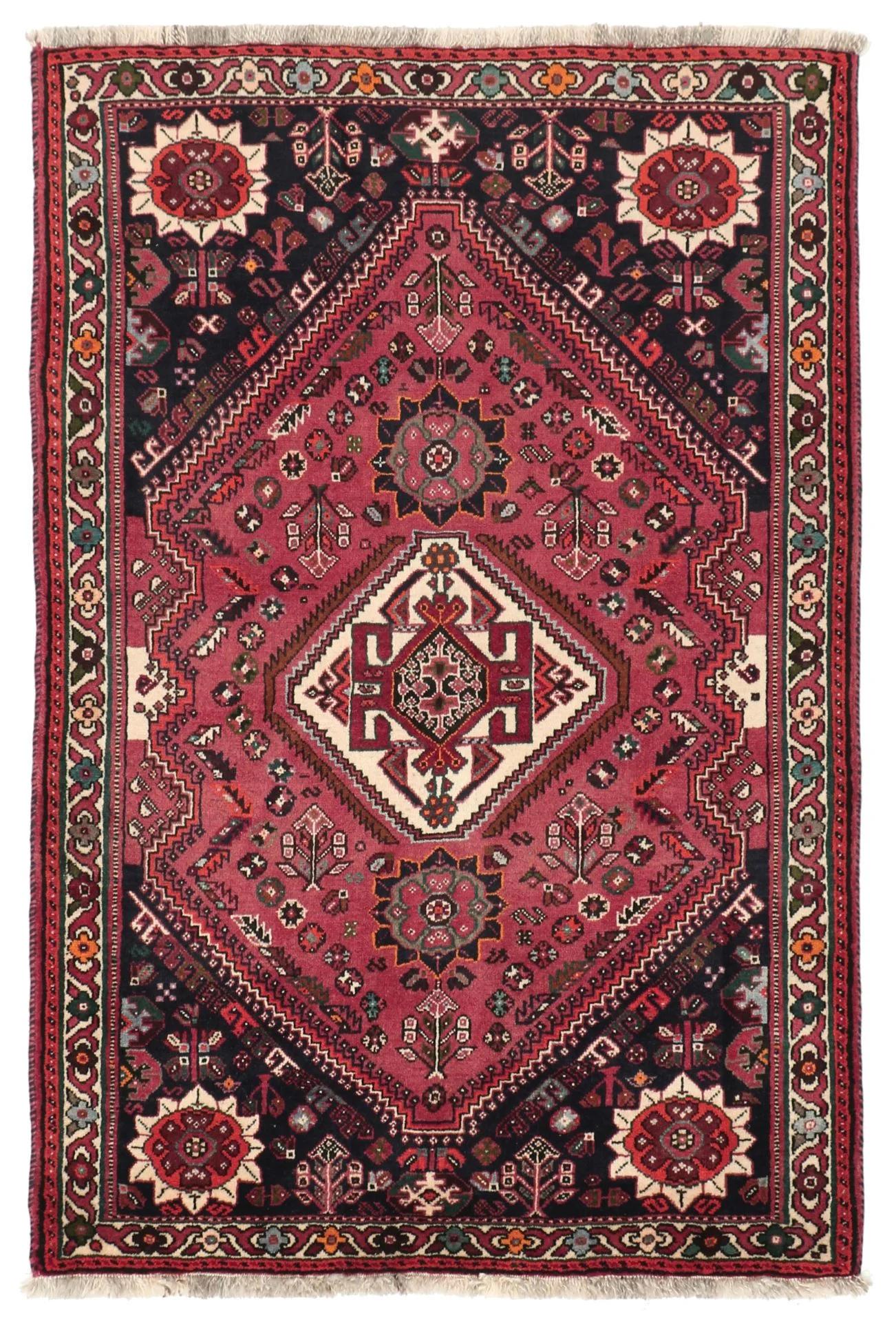 Hand-Knotted Qashqai Persian Rug, 118 × 177 cm, Wool
