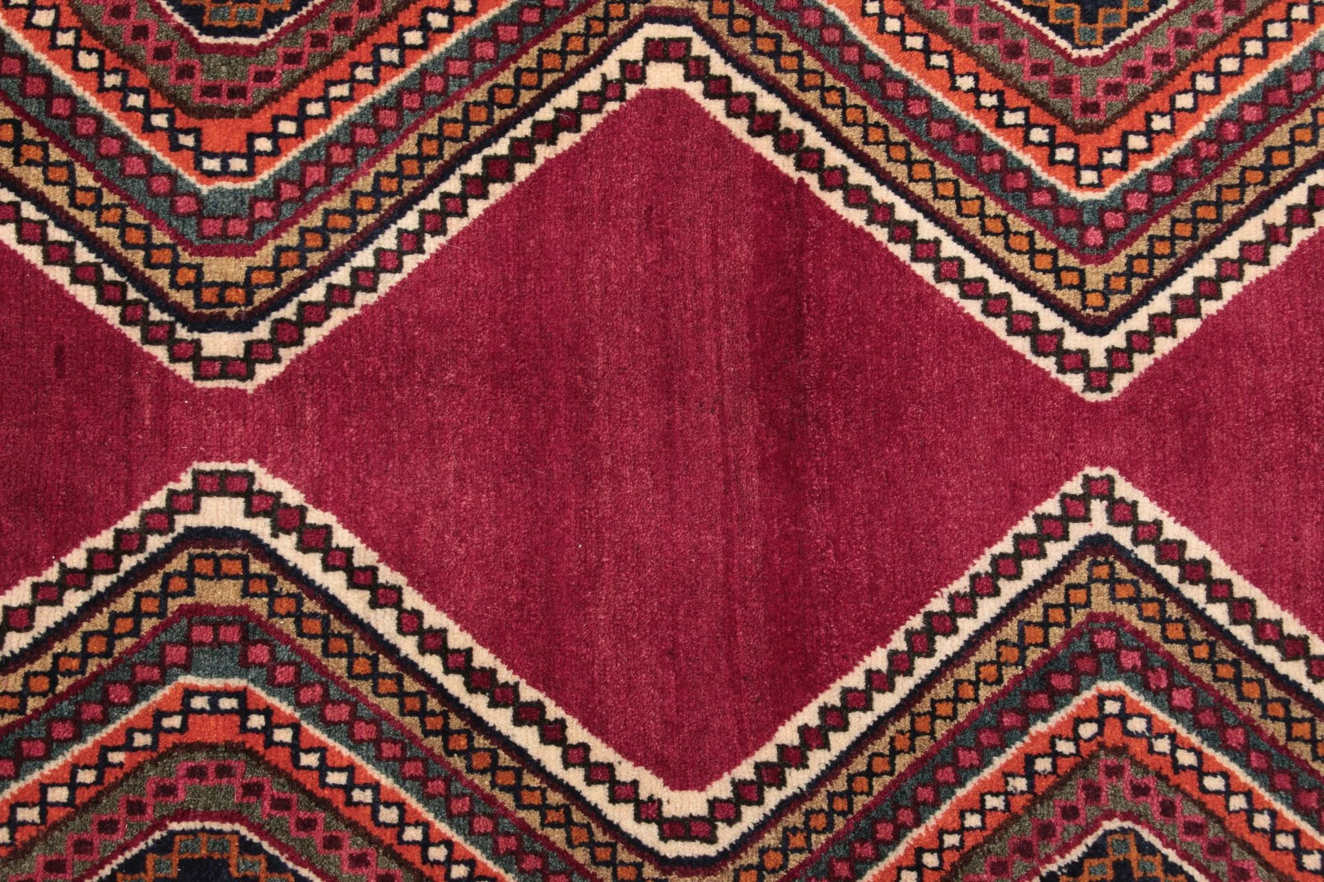 Wool Qashqai Persian Rug 123 × 194 cm, hand-knotted - Image 3