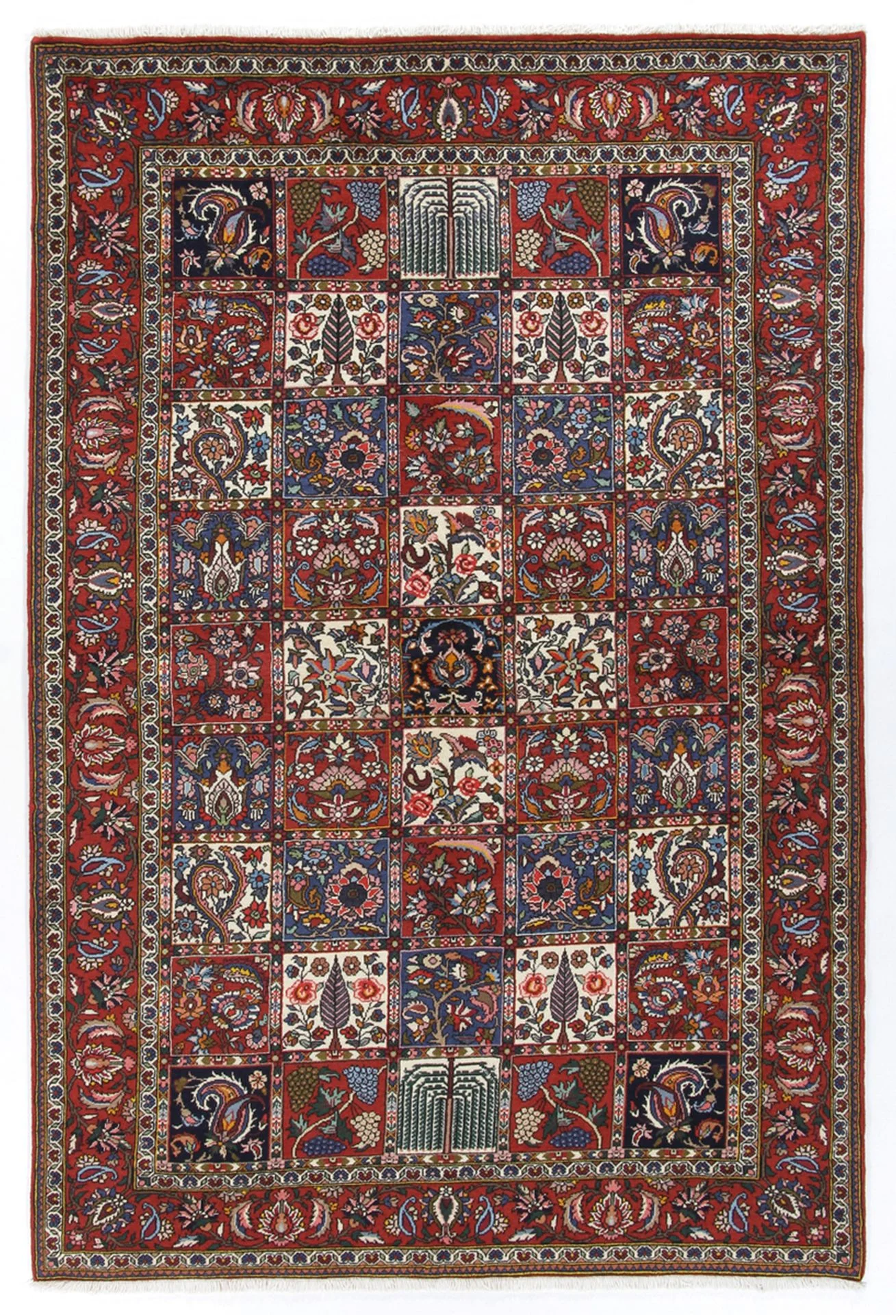 Hand-Knotted Bakhtiari Persian Rug, 160 × 240 cm, Wool