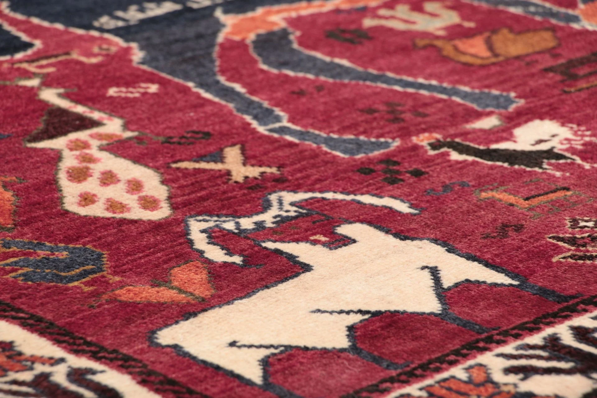 Qashqai Persian Rug 122 × 203 cm in Wool, hand-knotted - Image 5