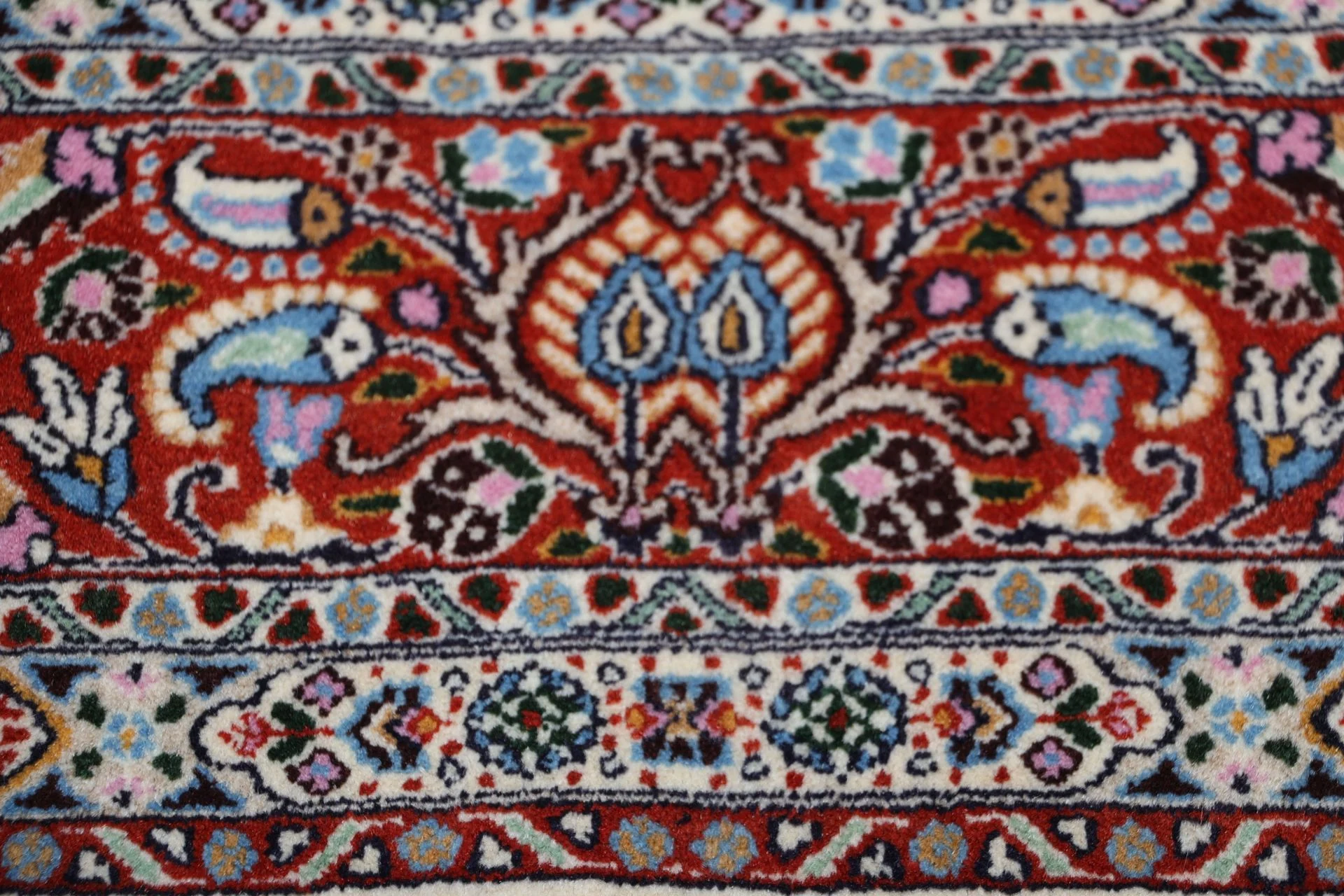 Moud Persian Rug 192 × 205 cm in Wool, hand-knotted - Image 7