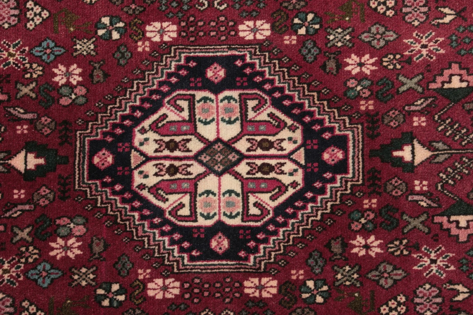 Wool Persian Rug 150 × 210 cm, hand-knotted - Image 3