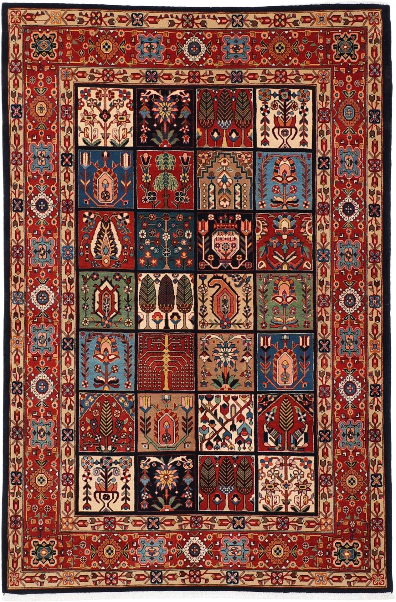 Wool Bakhtiari Persian Rug 153 × 248 cm, hand-knotted