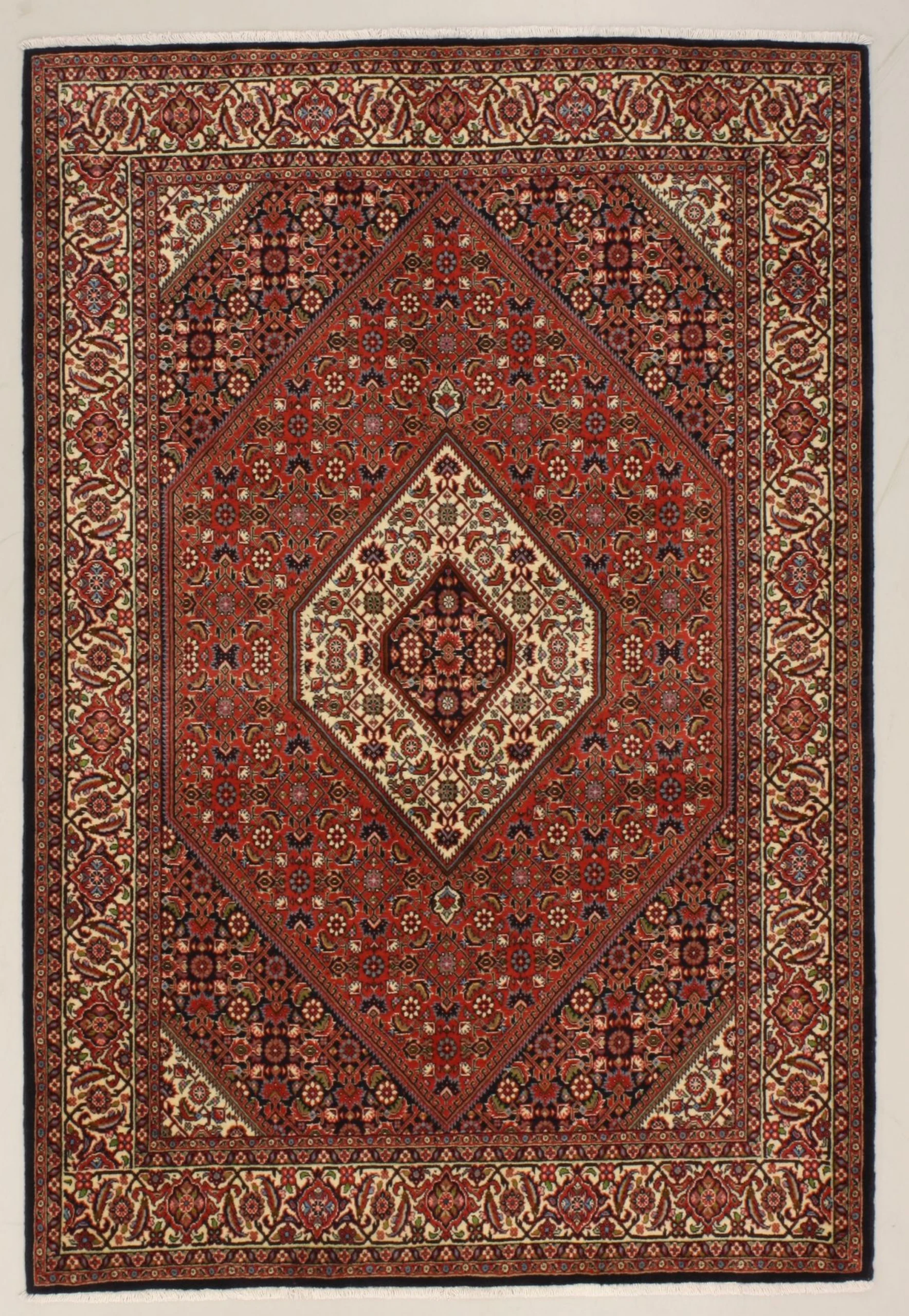 Wool Bijar Persian Rug 142 × 208 cm, hand-knotted
