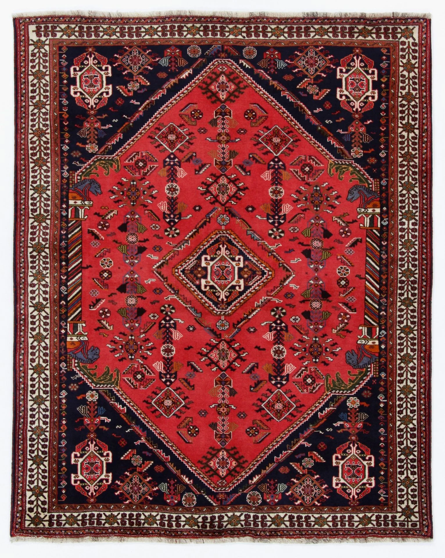 Wool Qashqai Persian Rug 155 × 195 cm, hand-knotted