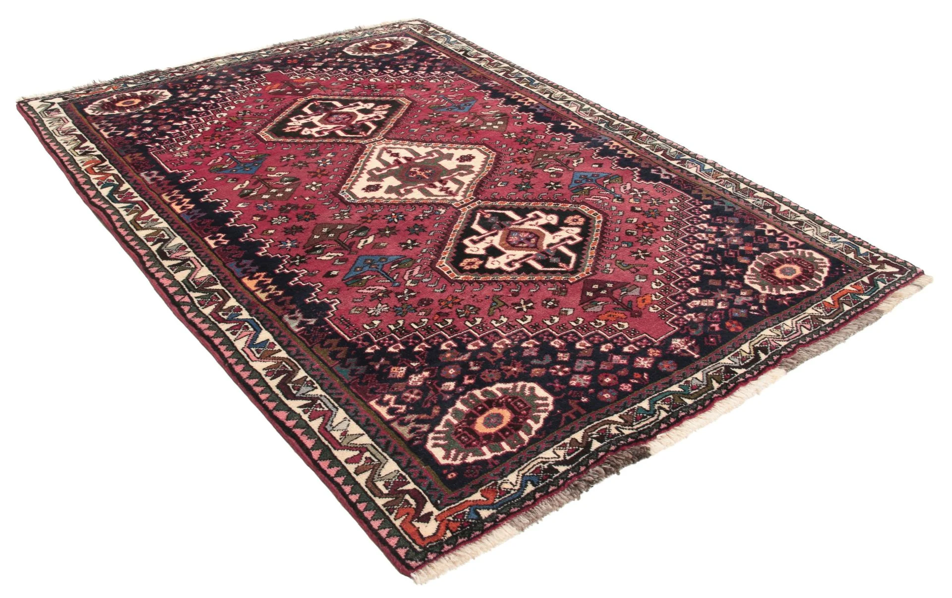 Alternative view of Qashqai Persian Rug 123 × 172 cm in Wool, hand-knotted