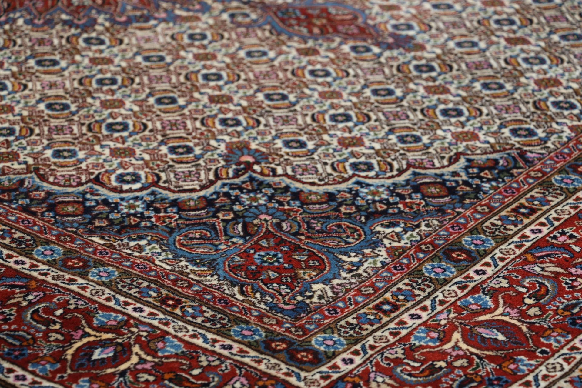Hand-Knotted Moud Persian Rug, 165 × 222 cm, Wool - Image 5