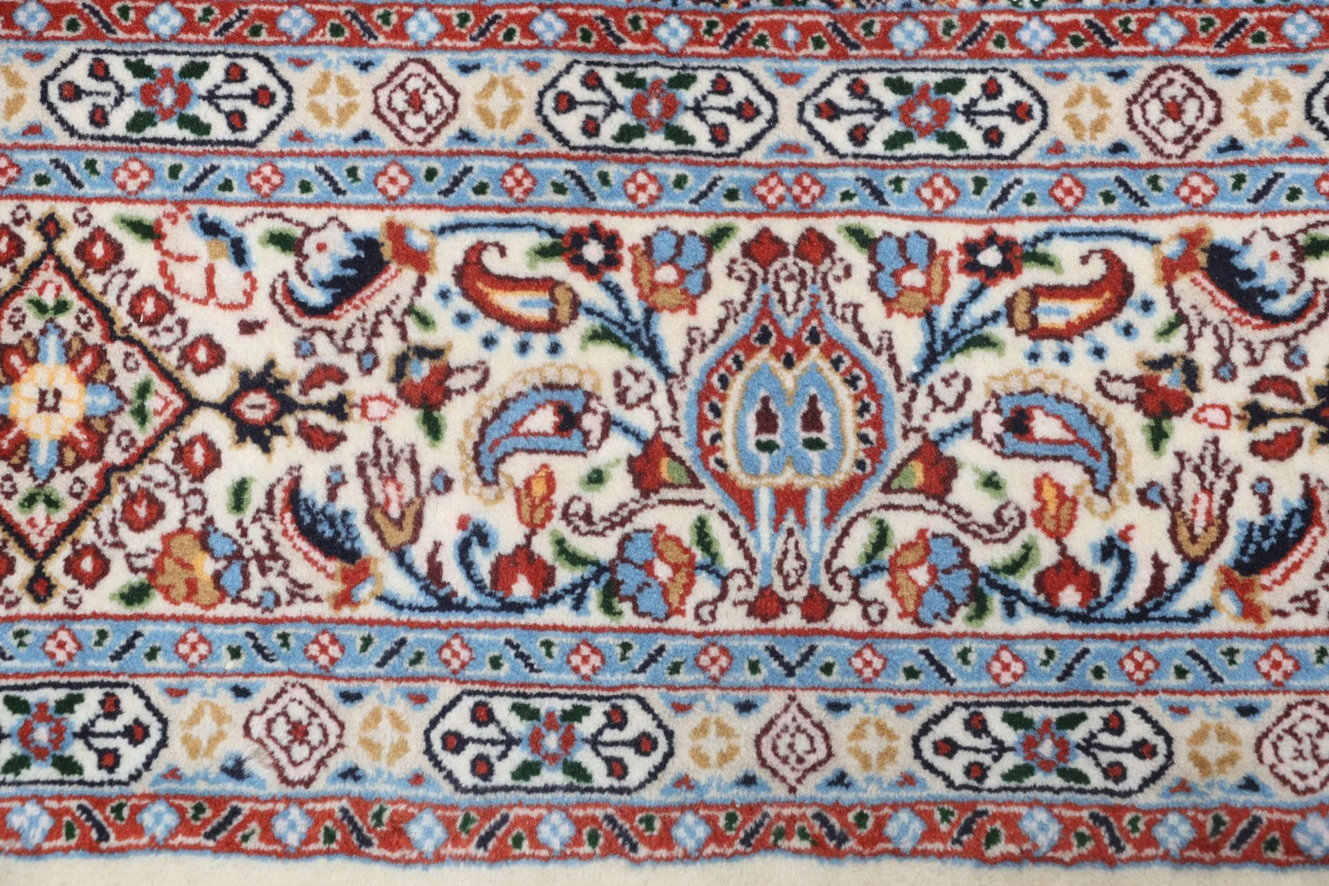 Hand-Knotted Moud Persian Rug, 165 × 235 cm, Wool - Image 8
