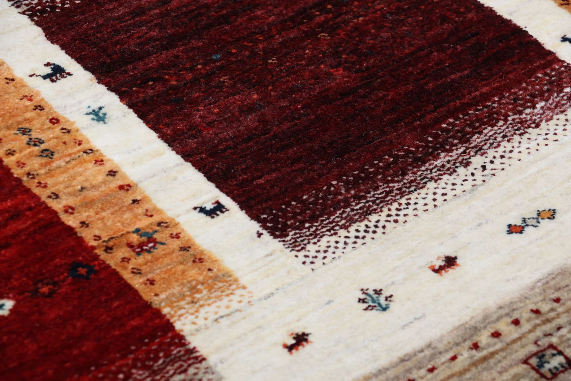 Hand-Knotted Loribaft Indian Rug, 85 × 314 cm, Wool - Image 5