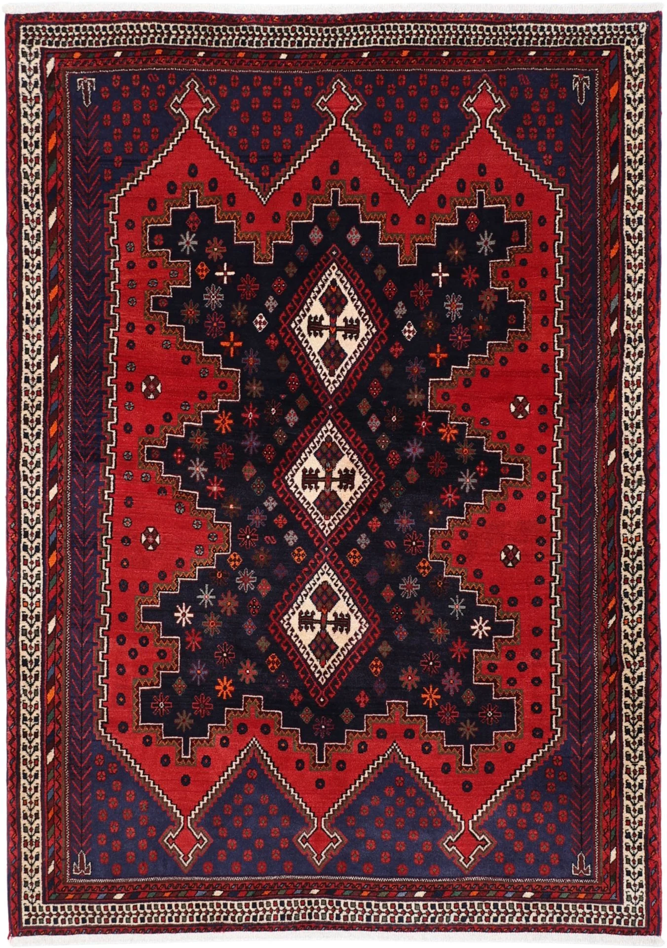 Wool Persian Rug 163 × 230 cm, hand-knotted