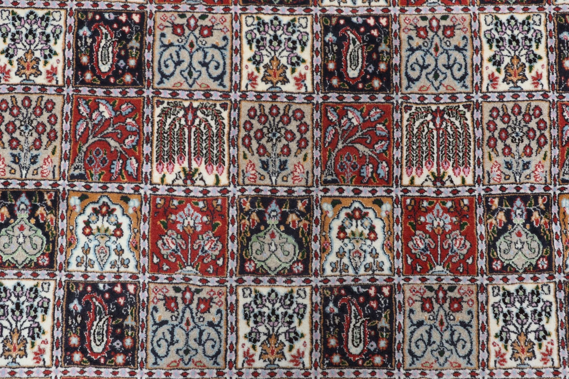 Wool Moud Persian Rug 165 × 240 cm, hand-knotted - Image 9